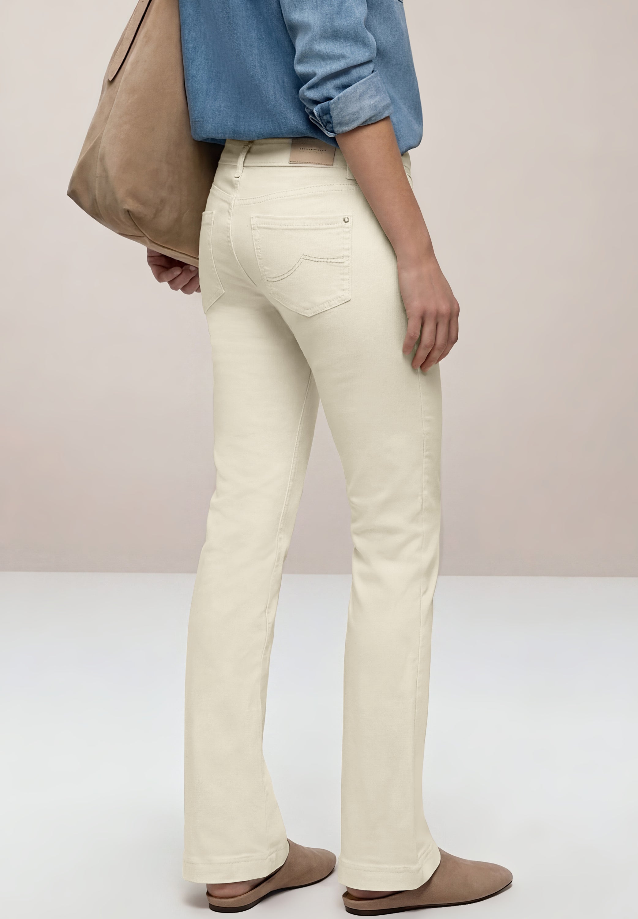 High Waist Bootcut Jeans im Slim Fit