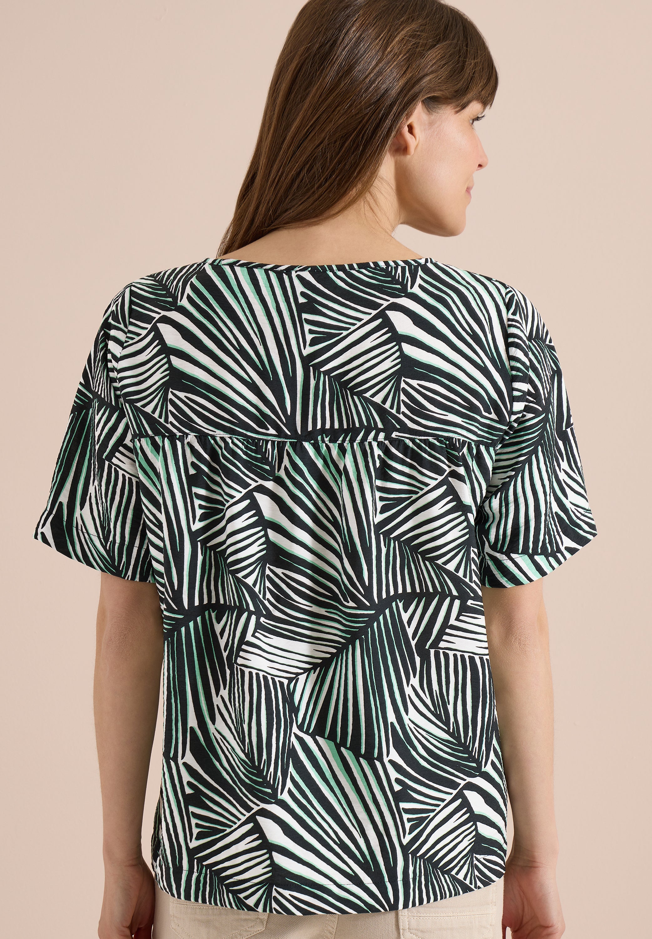Kurzarm Blusenshirt mit Allover-Print