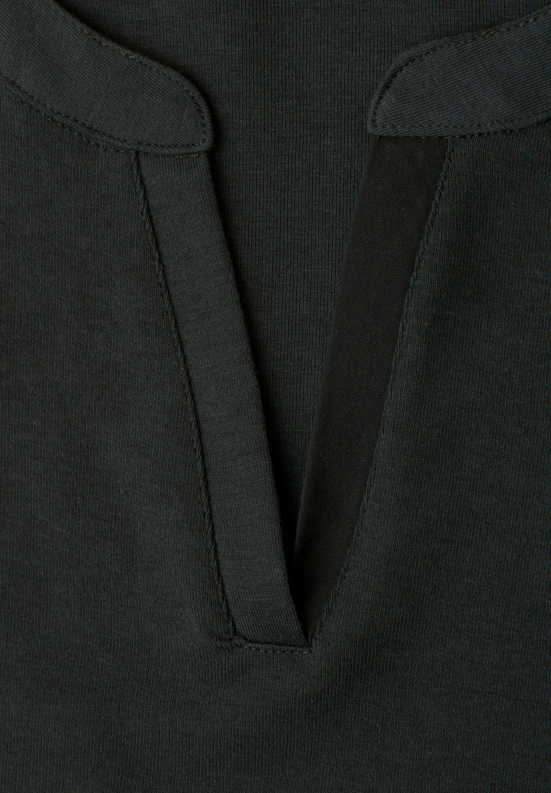 T-Shirt mit Split Neck und Satindetails