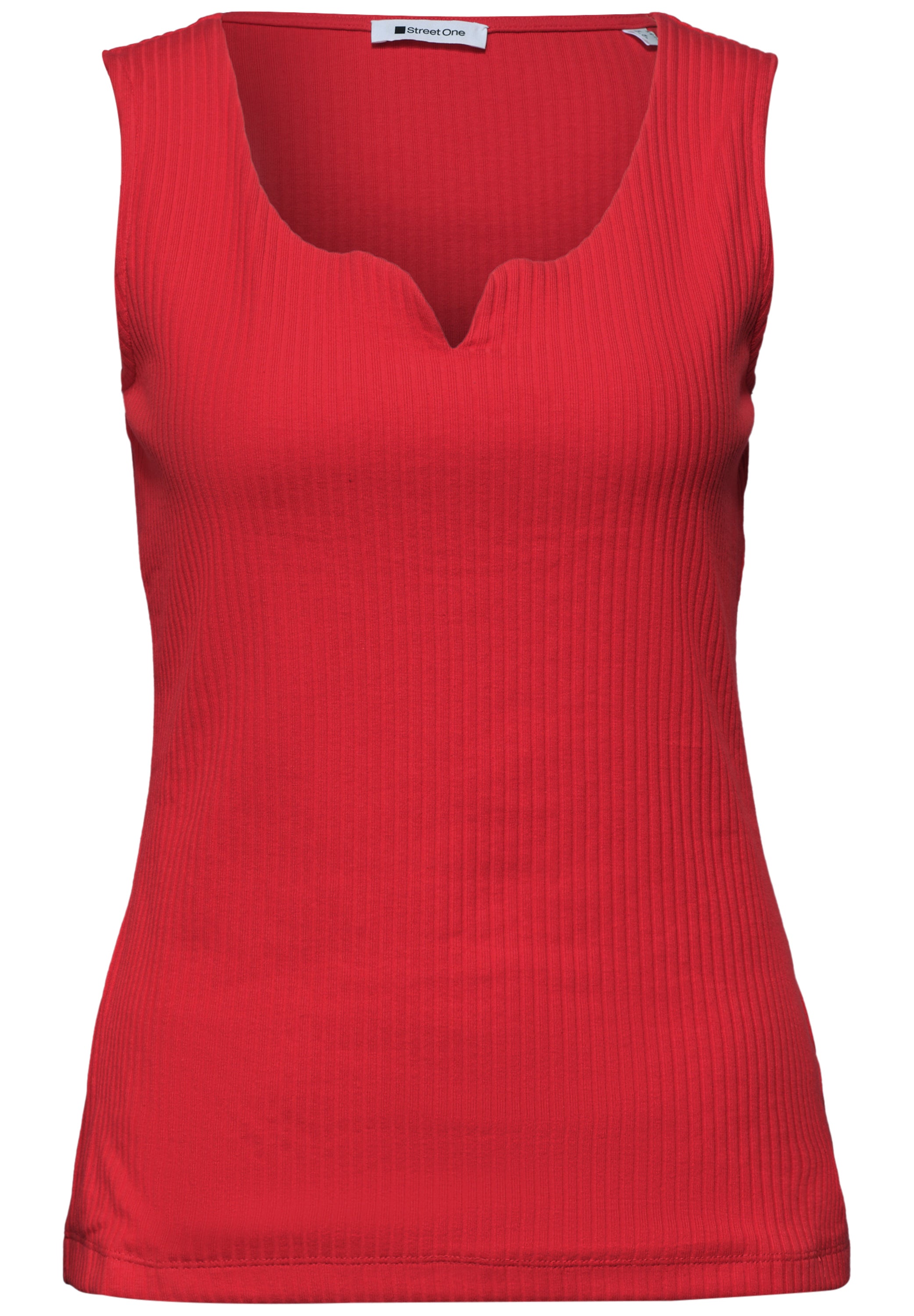 Basic Top mit Herzausschnitt
