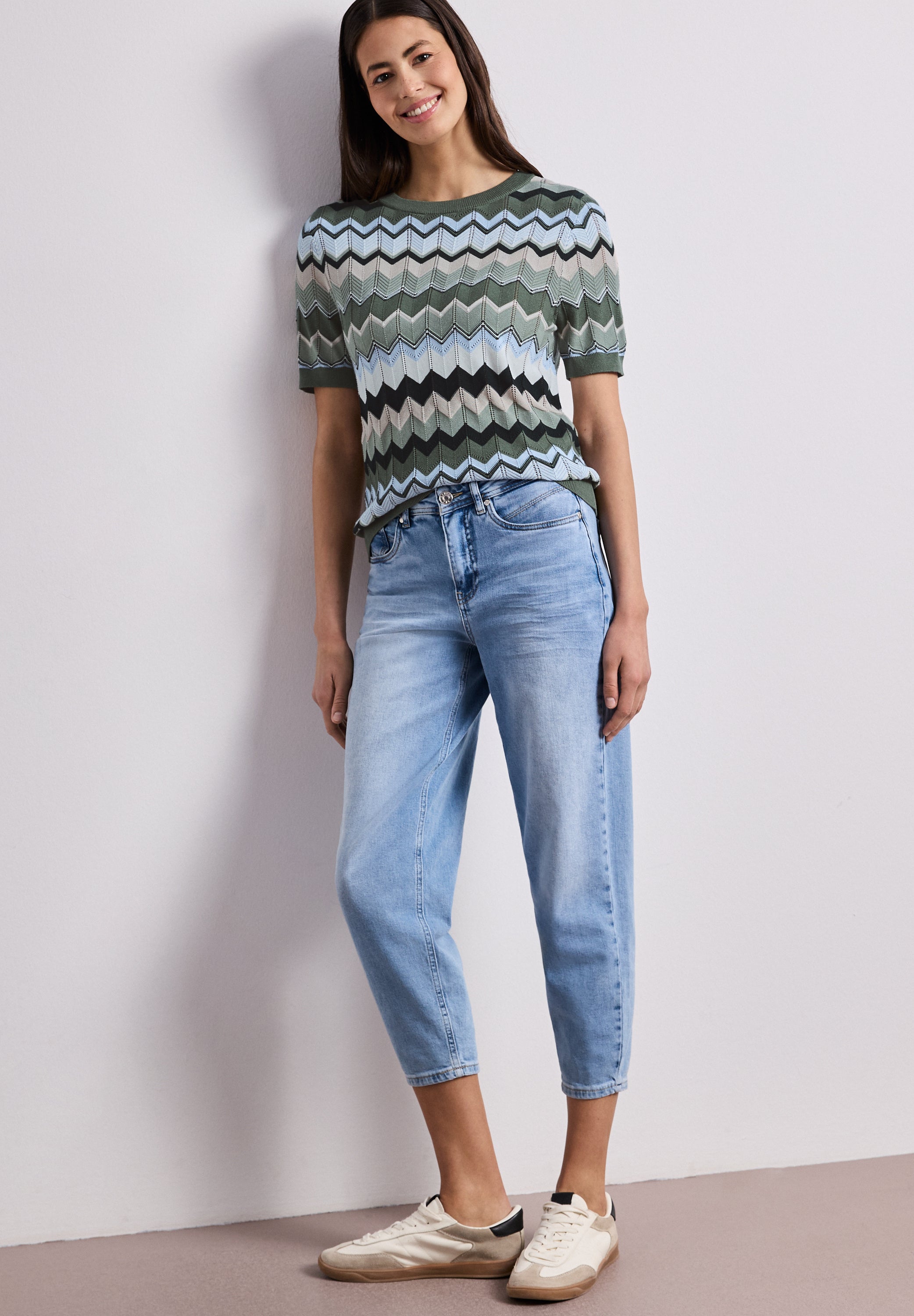 Kurzarm Pullover mit Zick-Zack-Muster