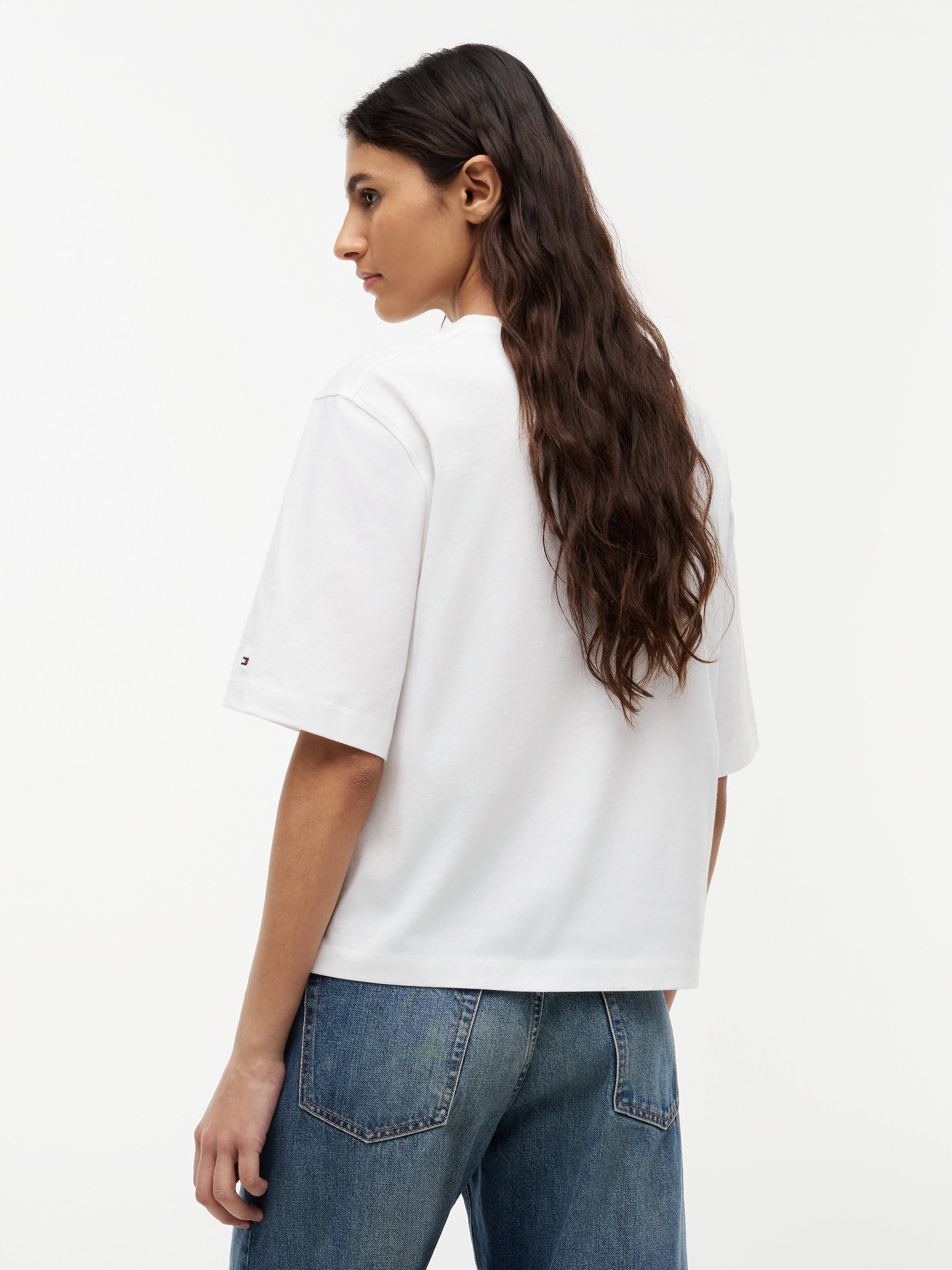 CLASSIC SCRIPT TRAPEZE TEE