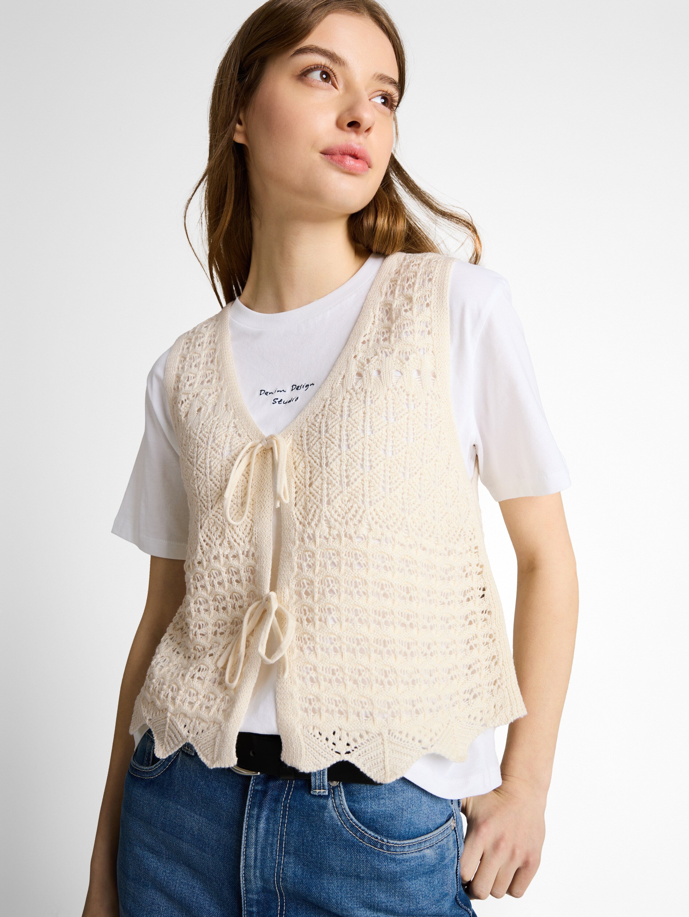 Strickwesten mit Lochmuster