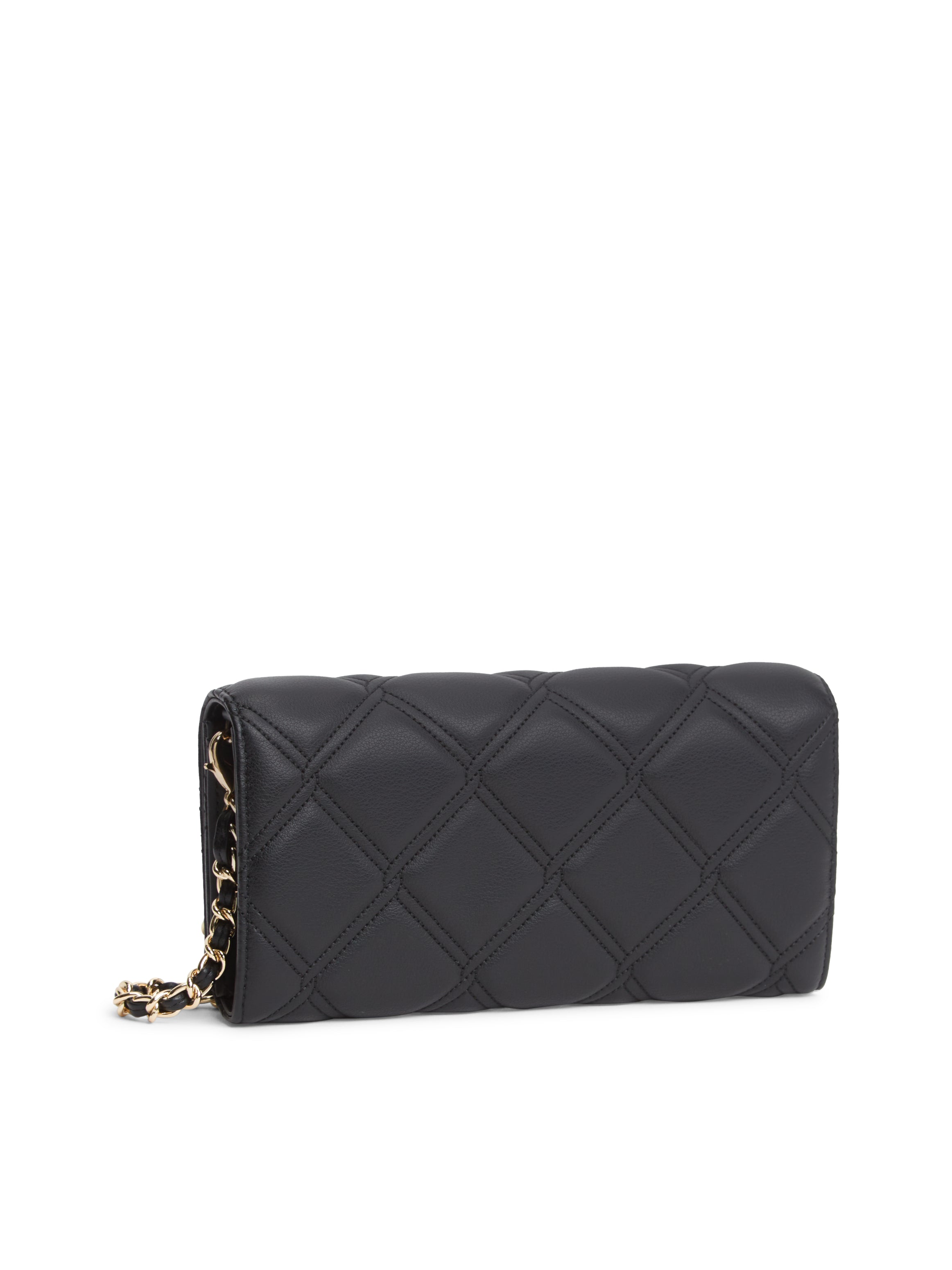 TH FEMININE WALLET ON CHAIN
