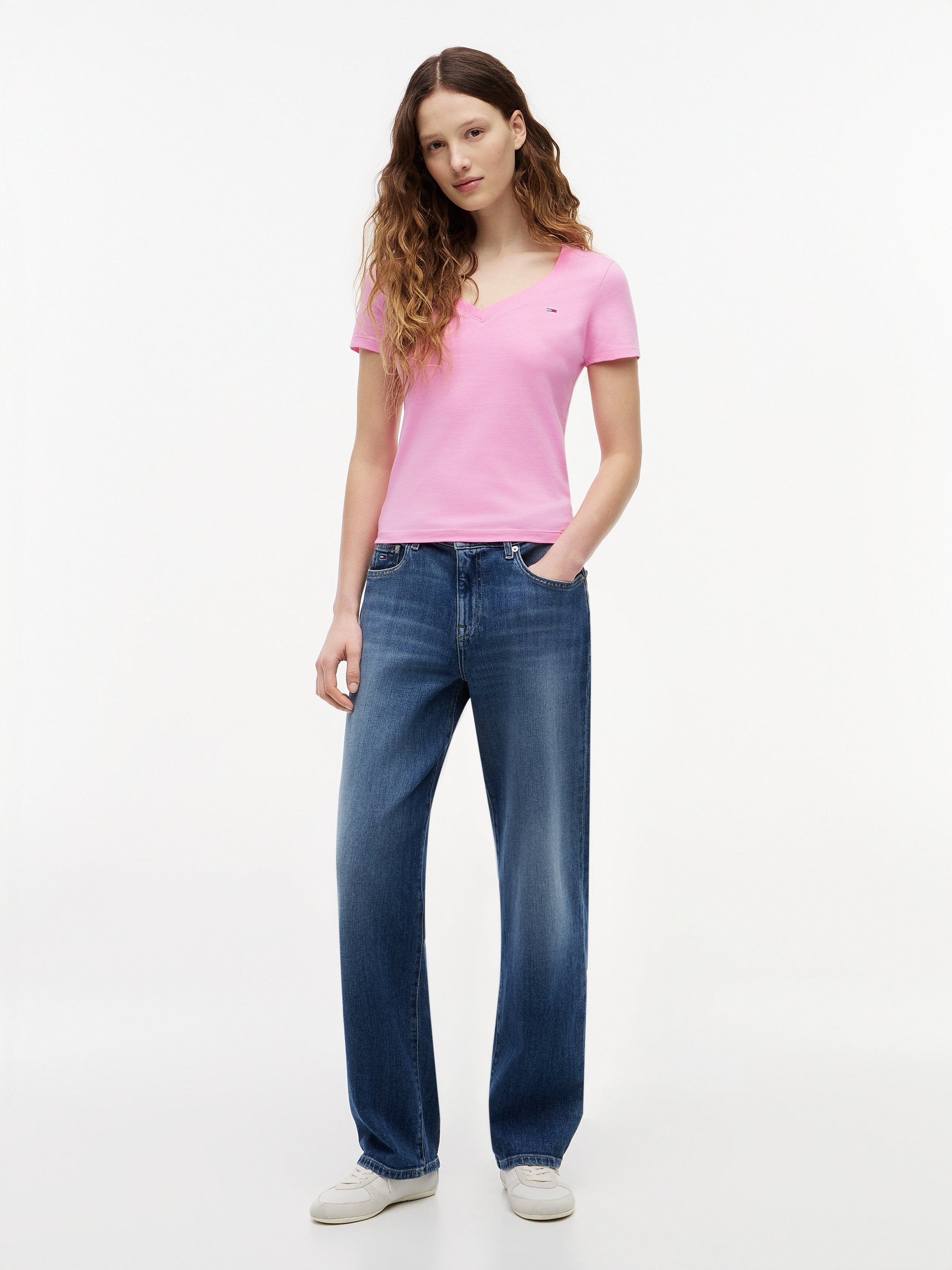TJW SLIM V-NECK TEE