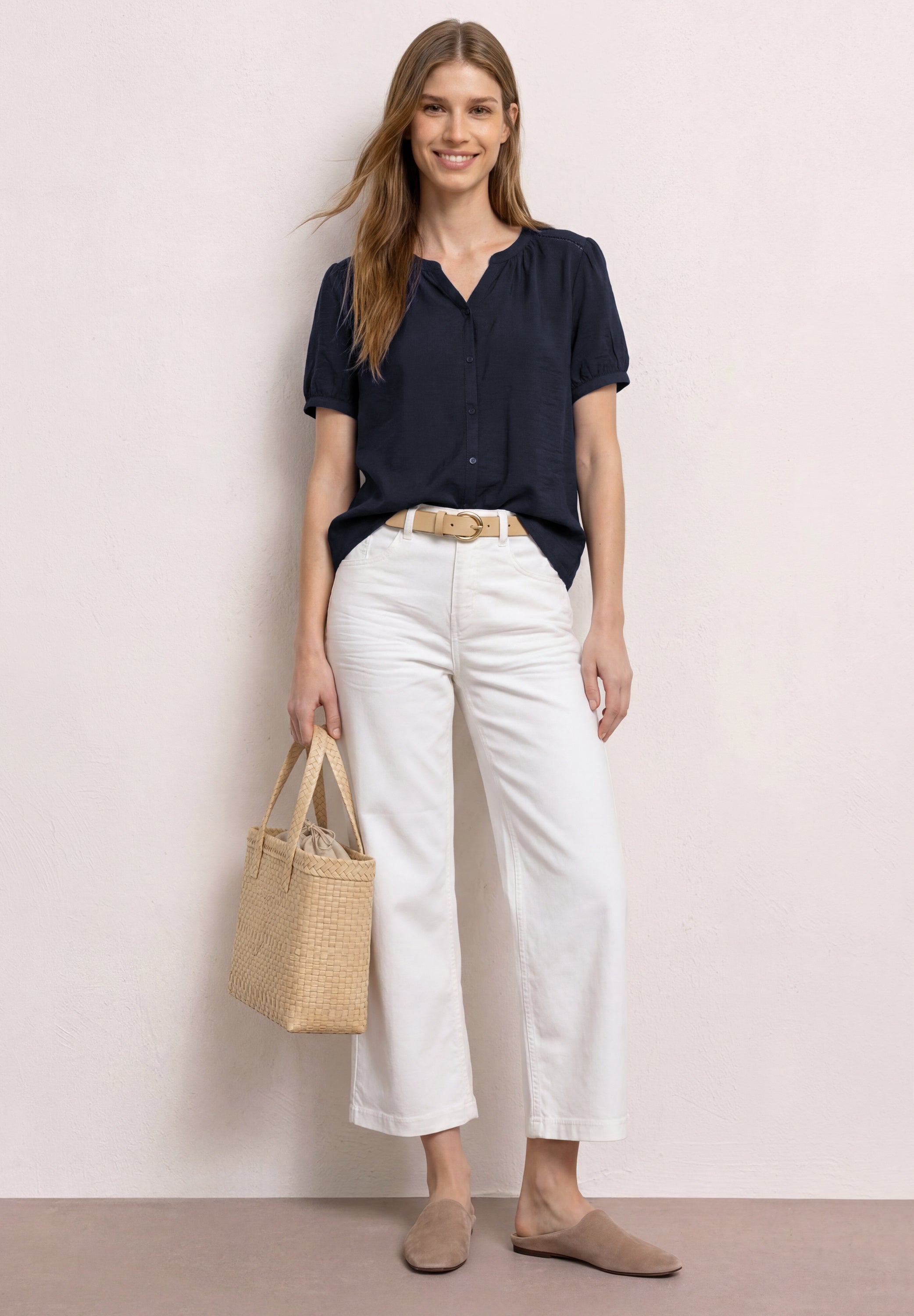 Kurzarm Bluse mit Split Neck und Knöpfen