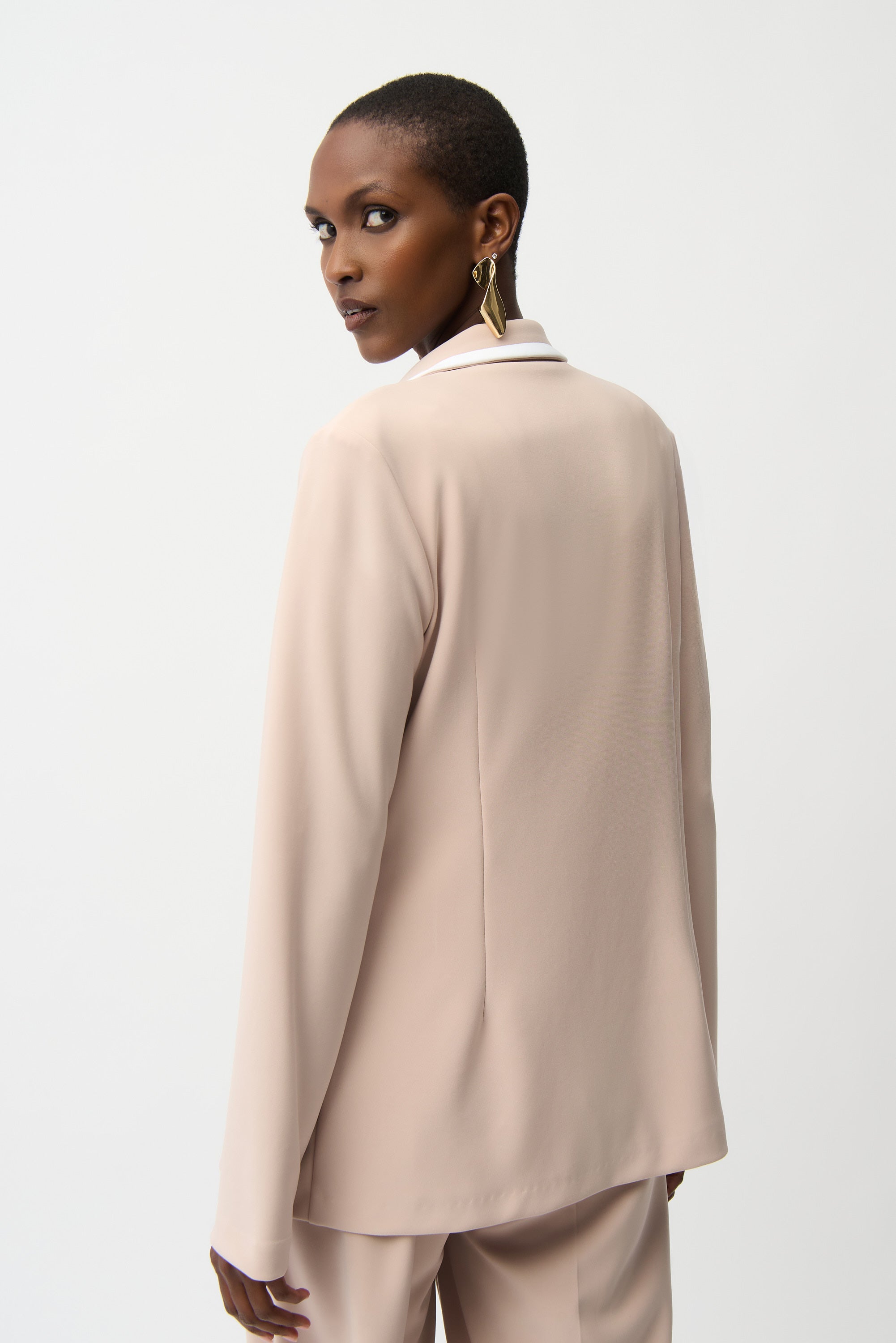 Taillierter Blazer aus Jersey