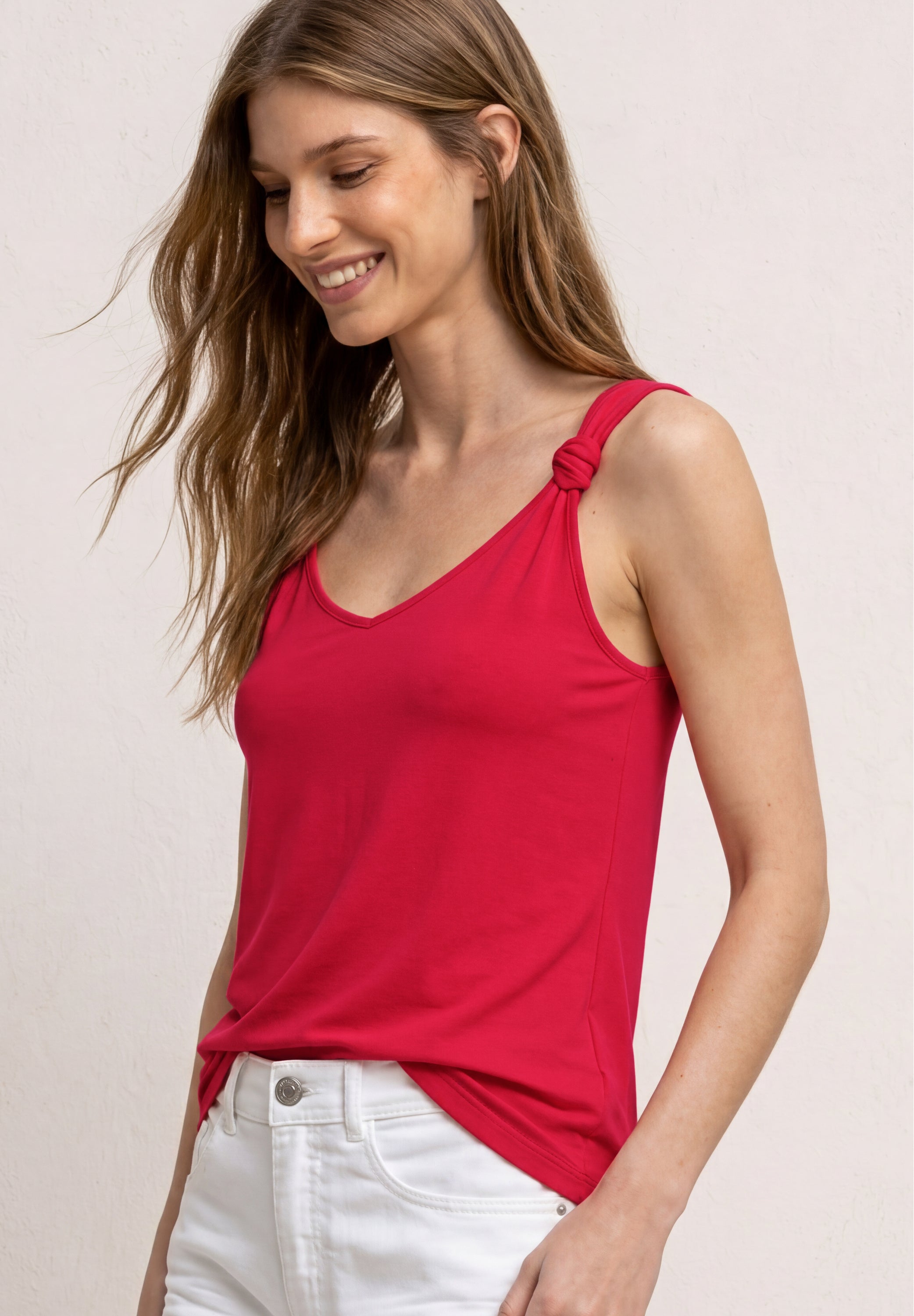 Top mit V-Neck und Knotendetail