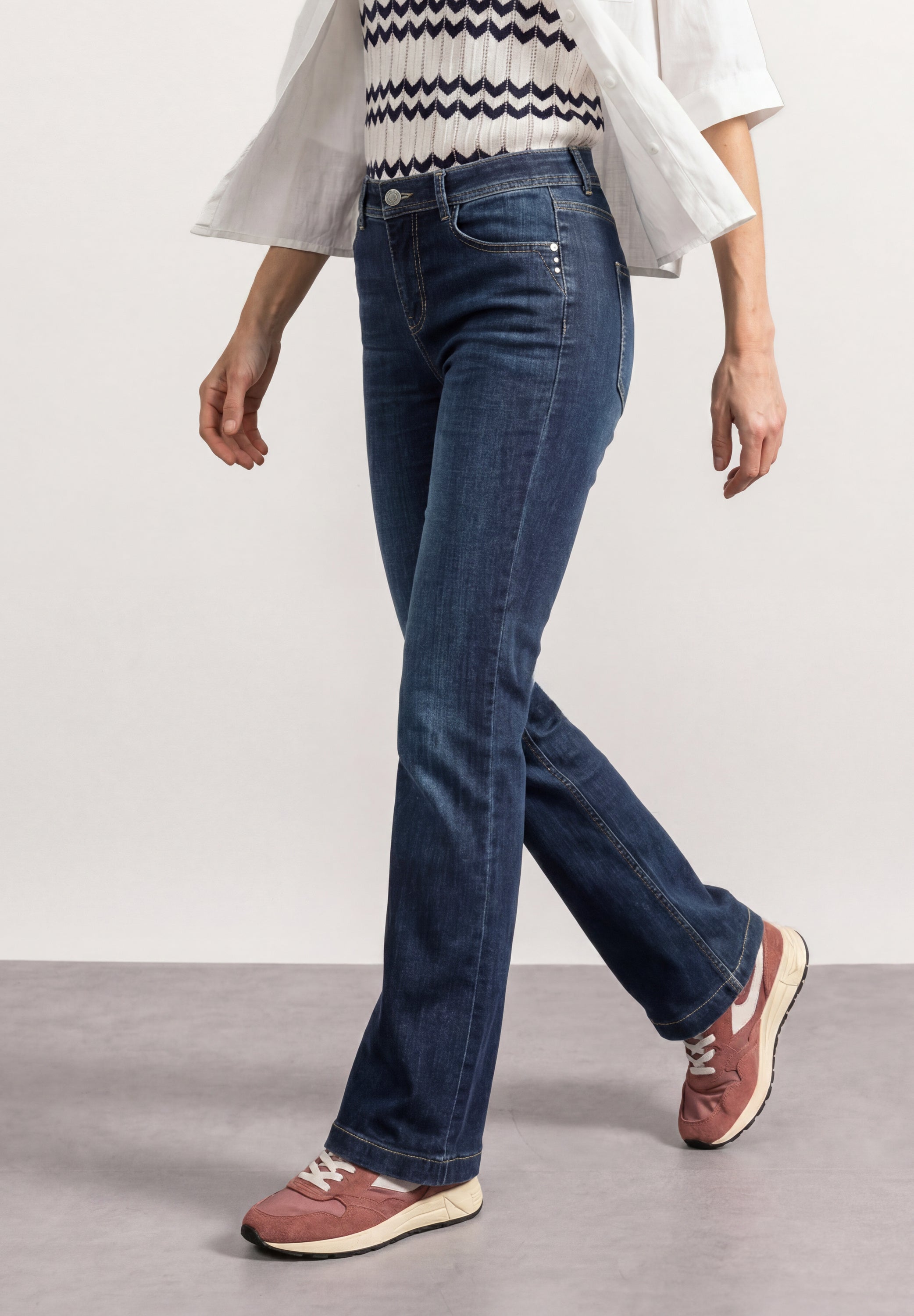 High Waist Bootcut Jeans im Slim Fit