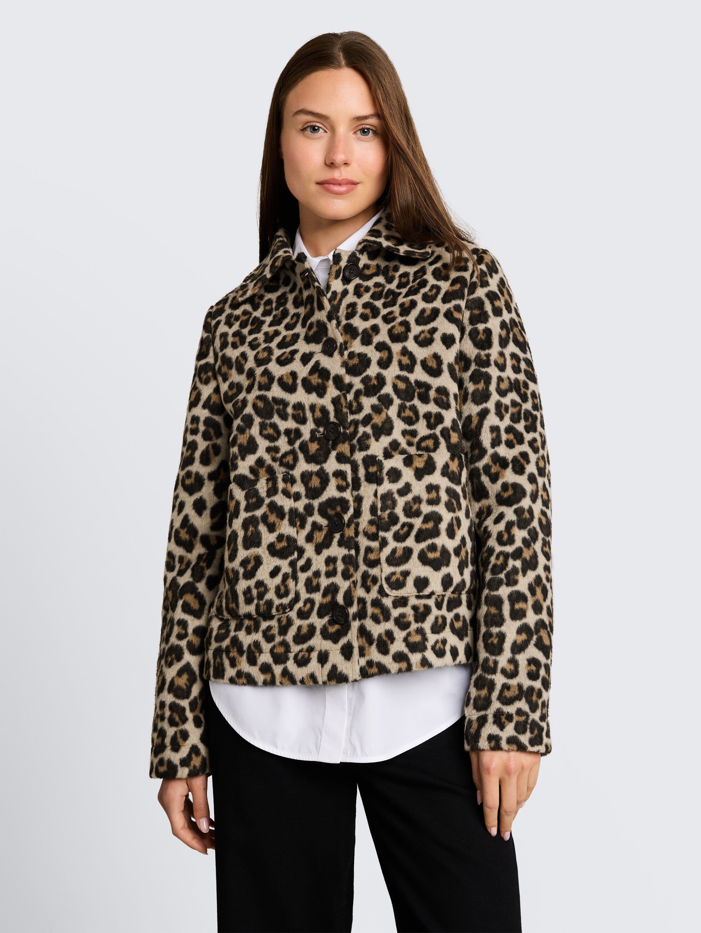 Wolljacke mit Leo-Muster