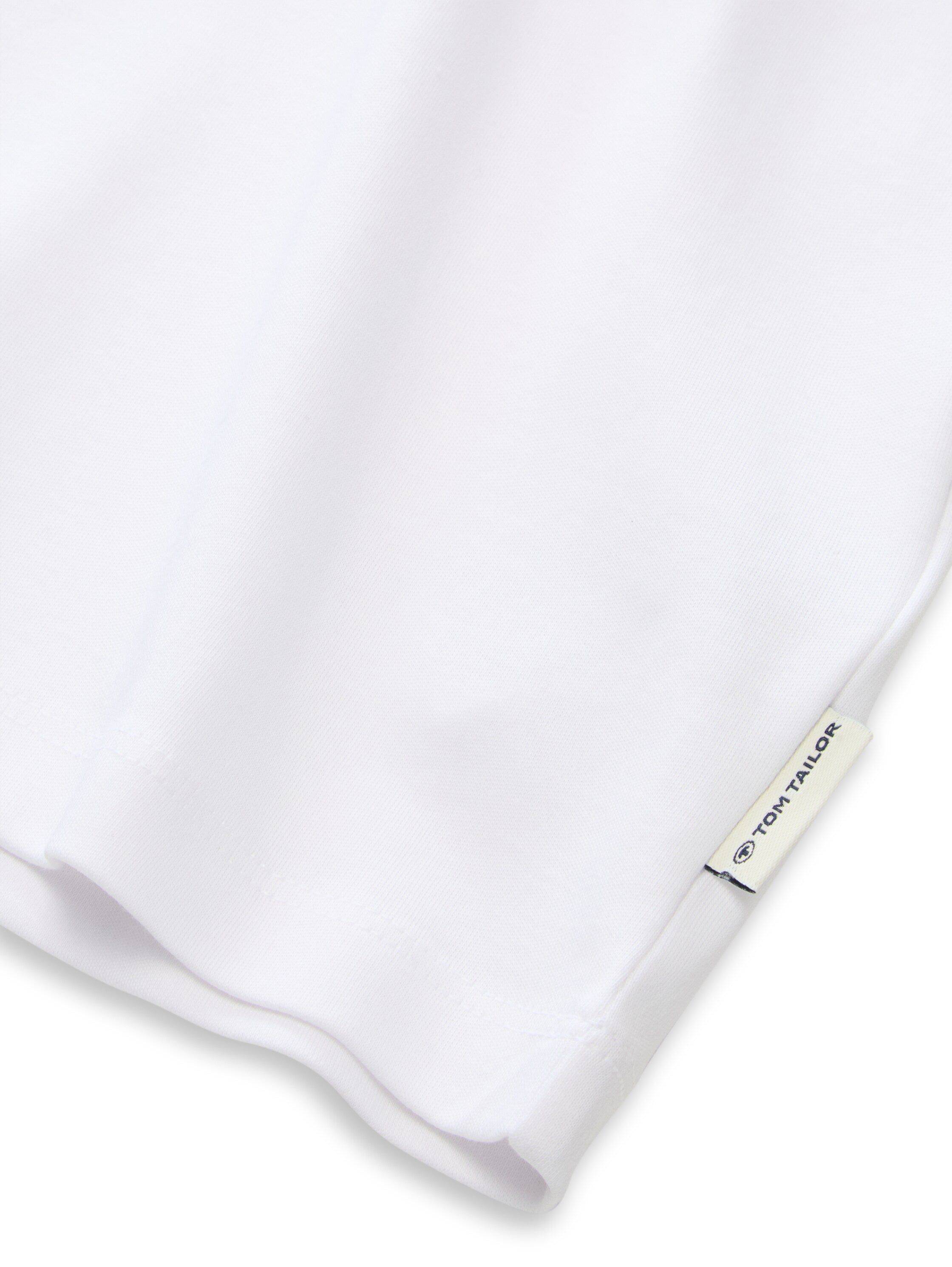 Basic T-Shirt