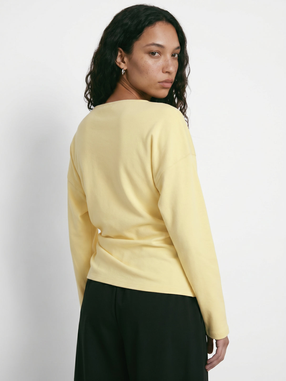 HDYURI LS DRAPED TOP