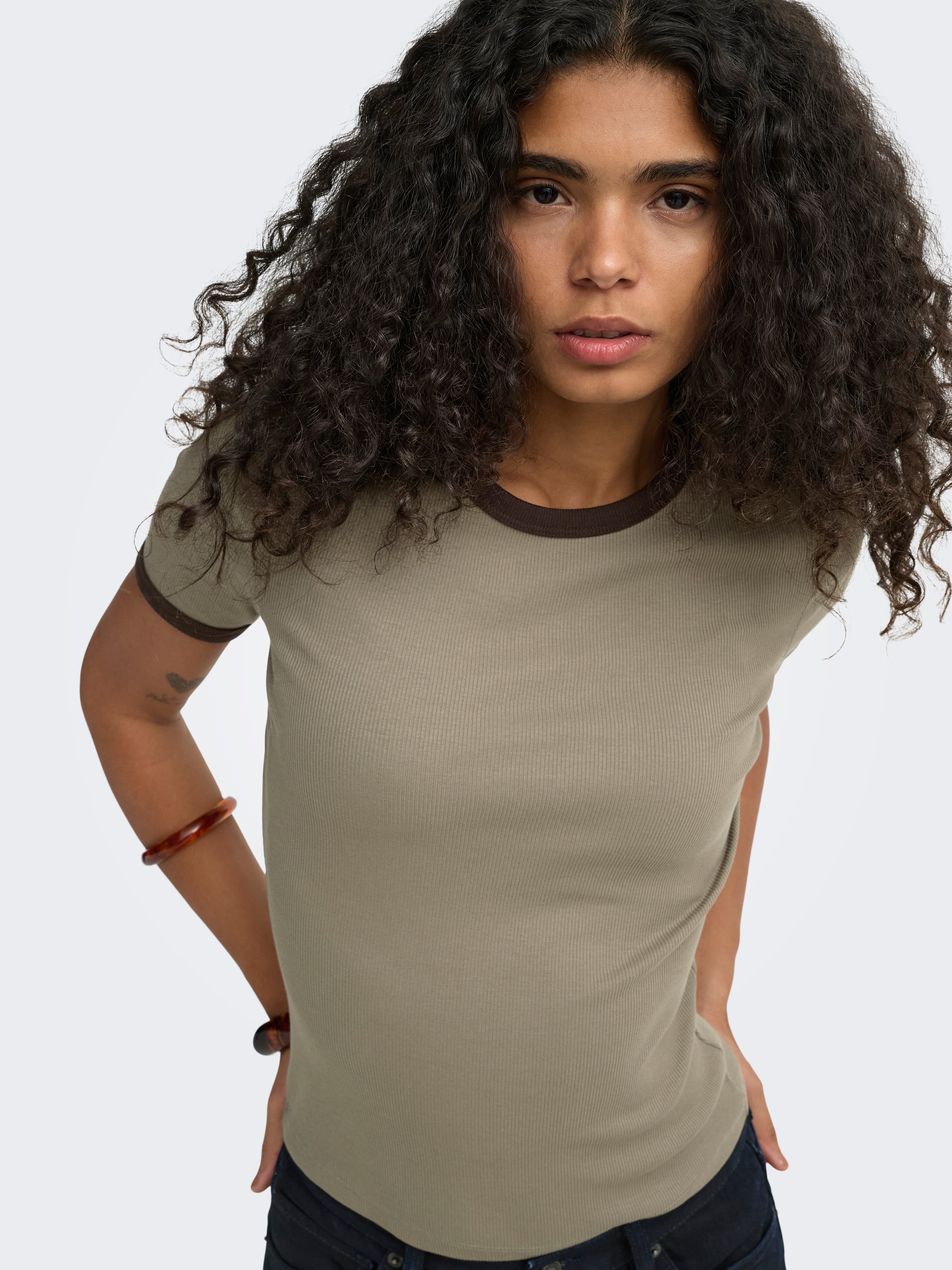 ONLVAL S/S CONTRAST TOP JRS