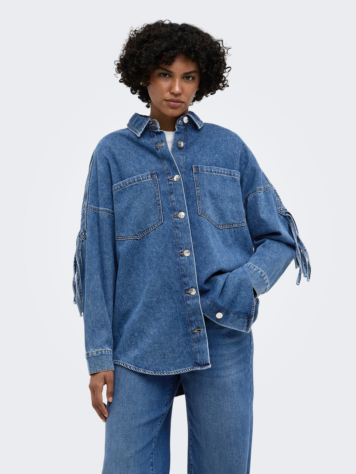 ONLMAUREEN LS FRINGE DNM SHIRT AKM