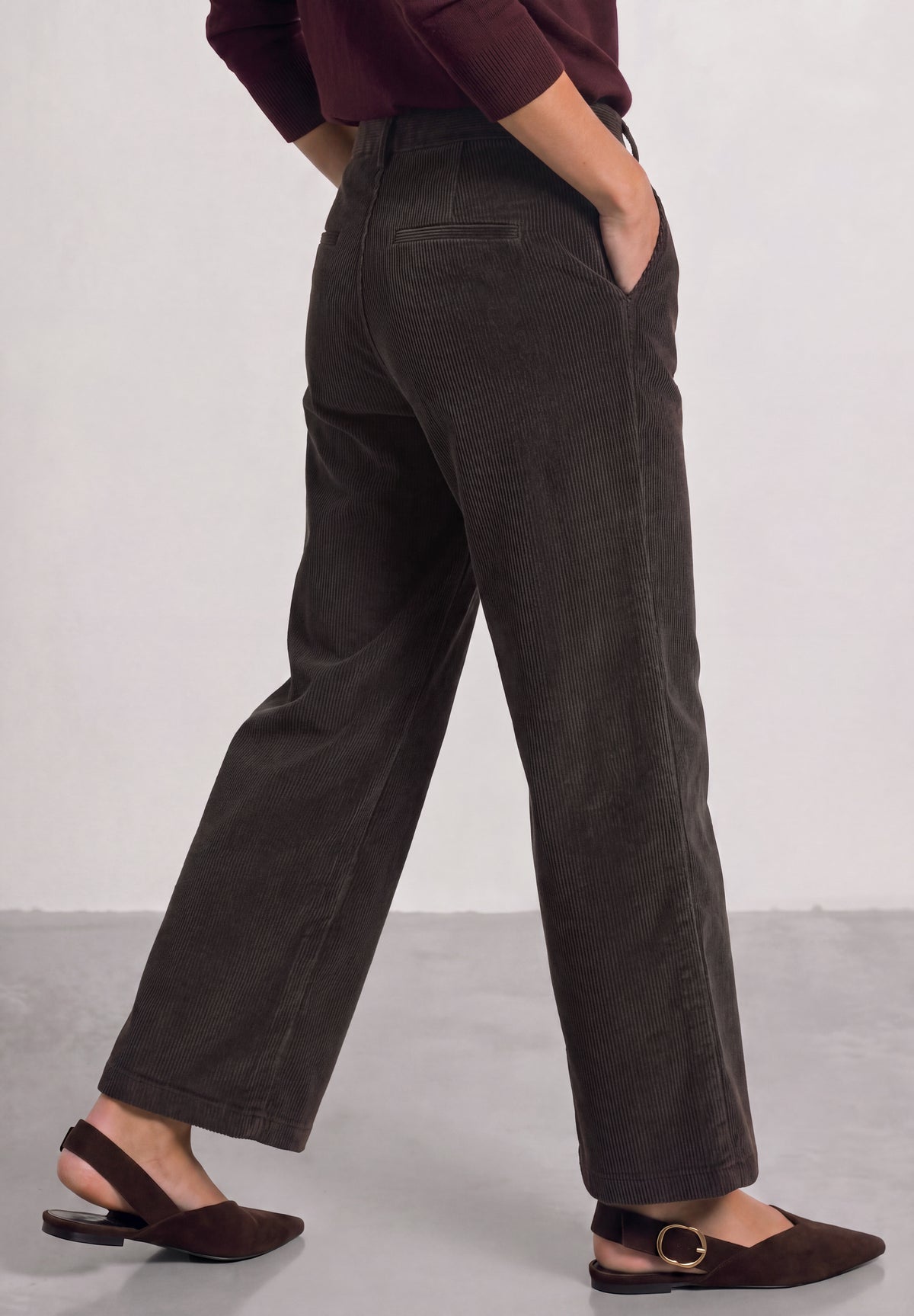 Mid Waist Straight Leg Hose mit Knöpfen