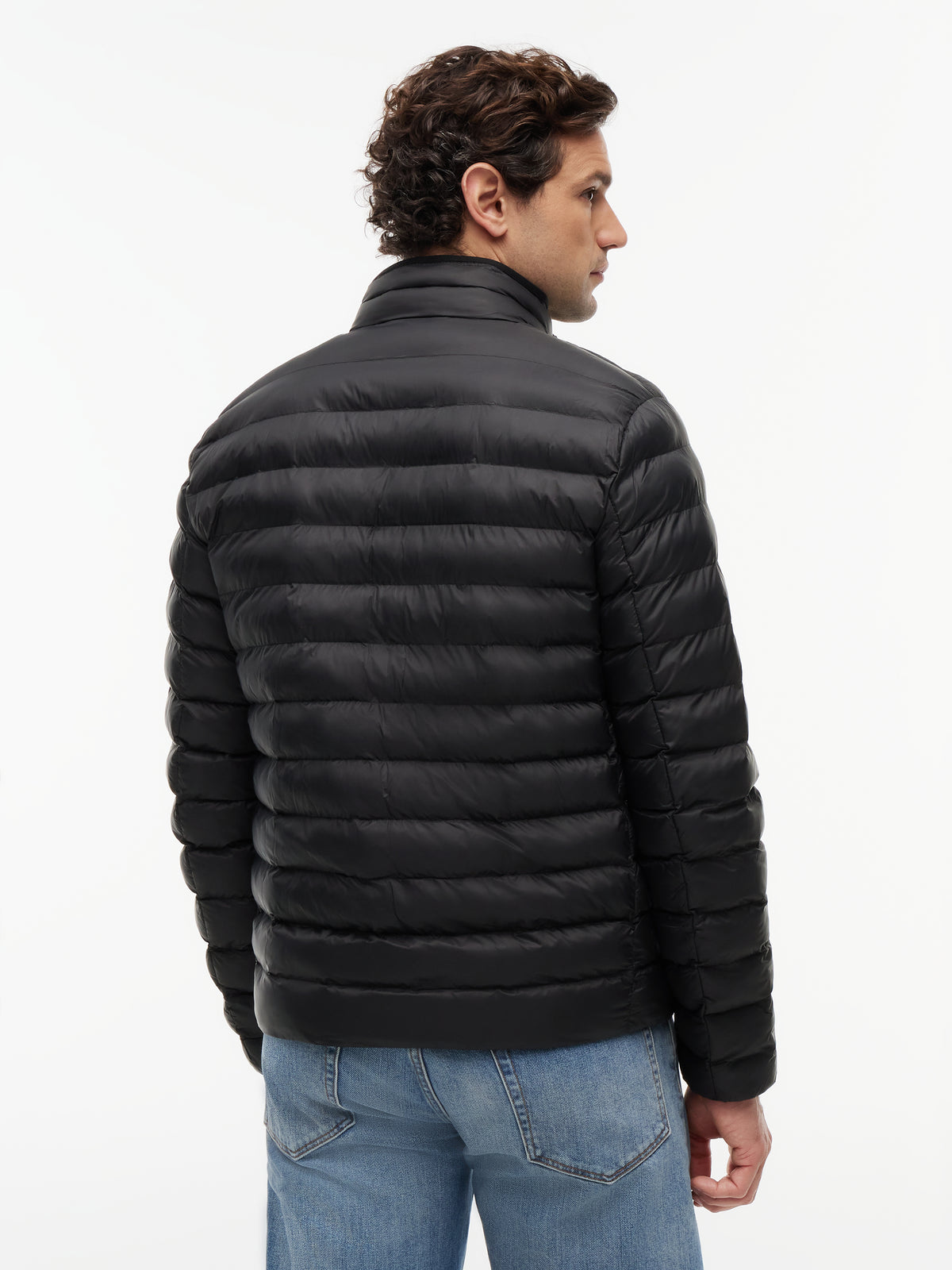 CORE PACKABLE RECYCLED JACKET