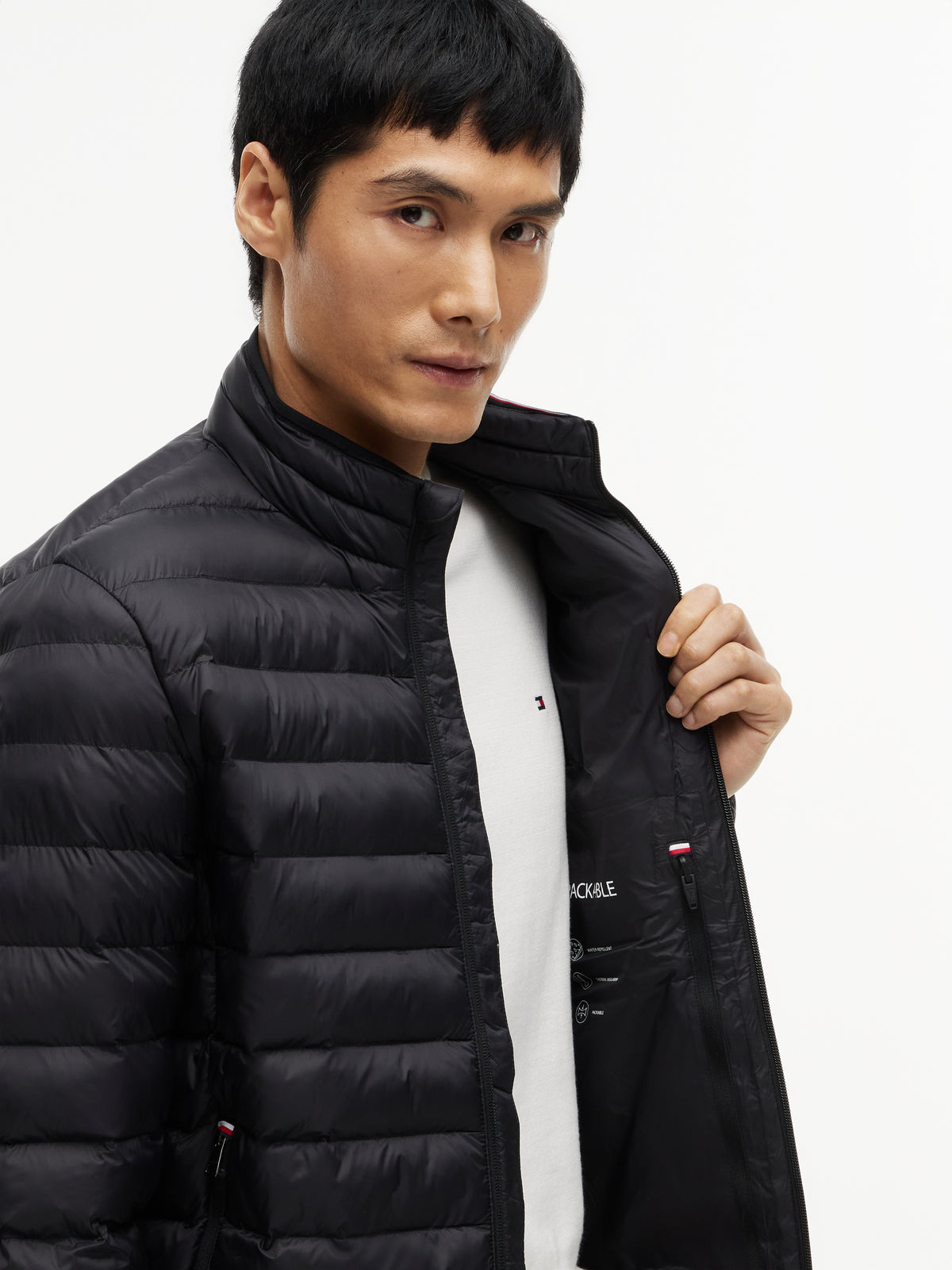 CORE PACKABLE RECYCLED JACKET