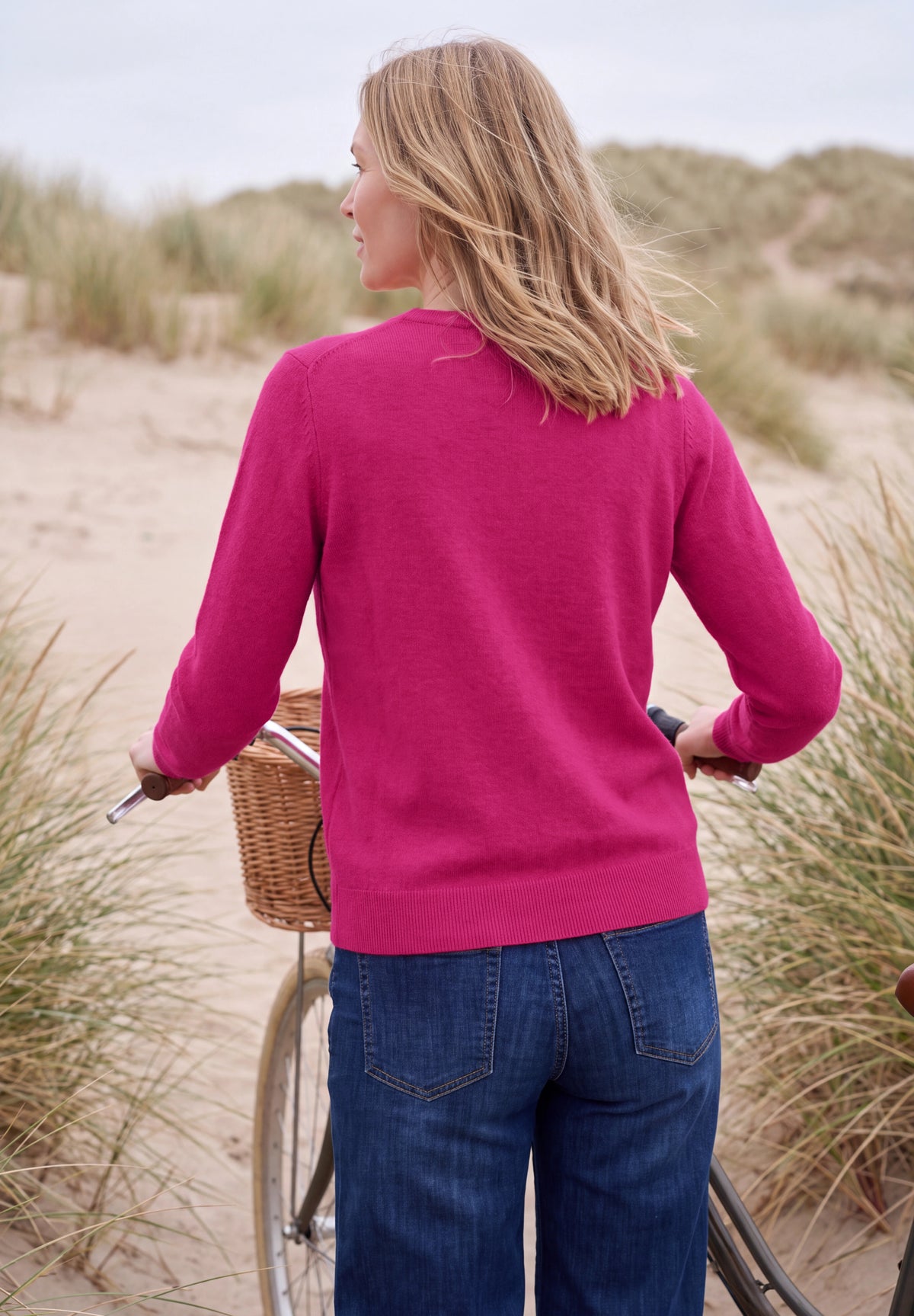 Pullover in Unifarbe mit Rundhals