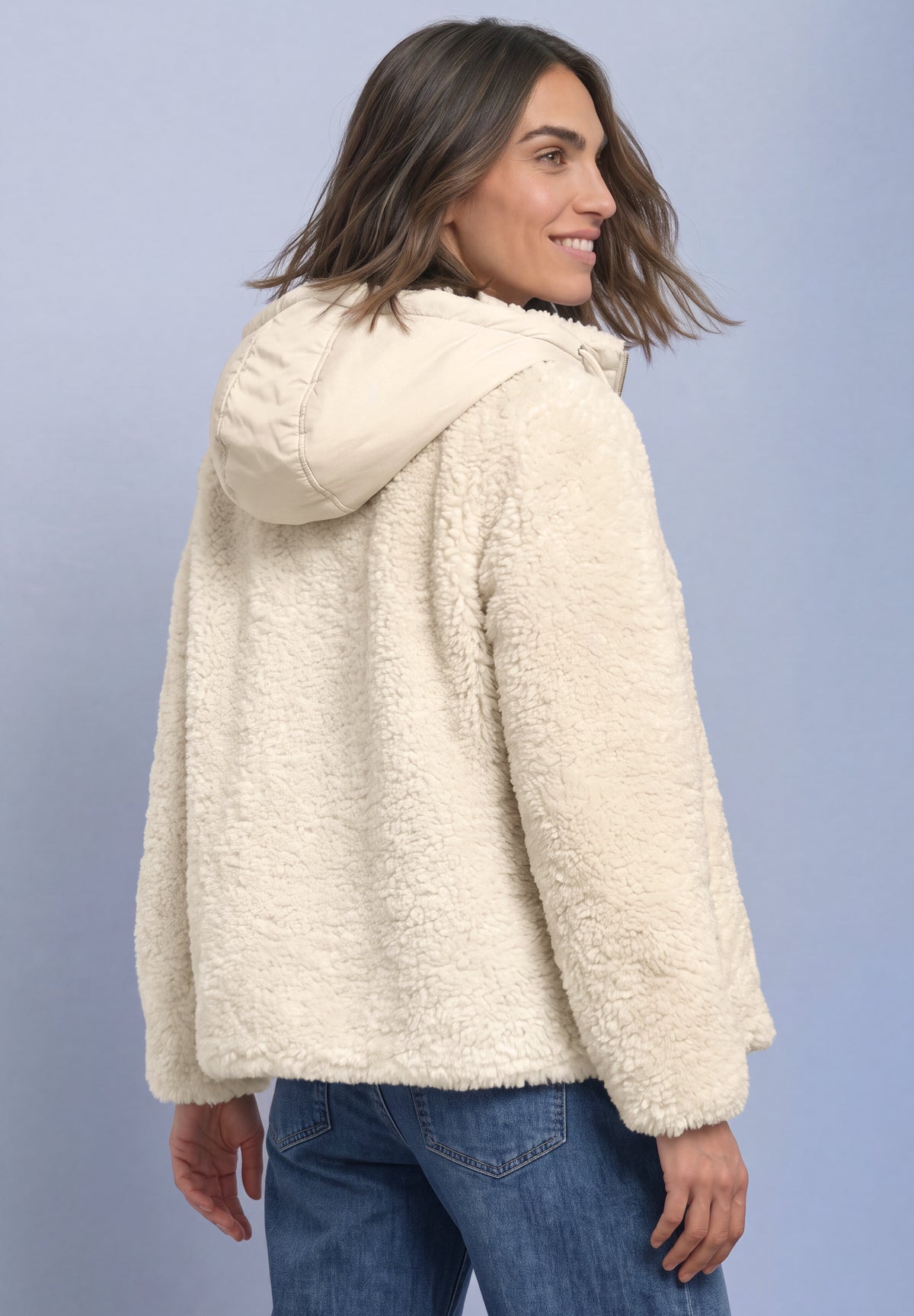 Teddy-Jacke mit Softshell-Kapuze