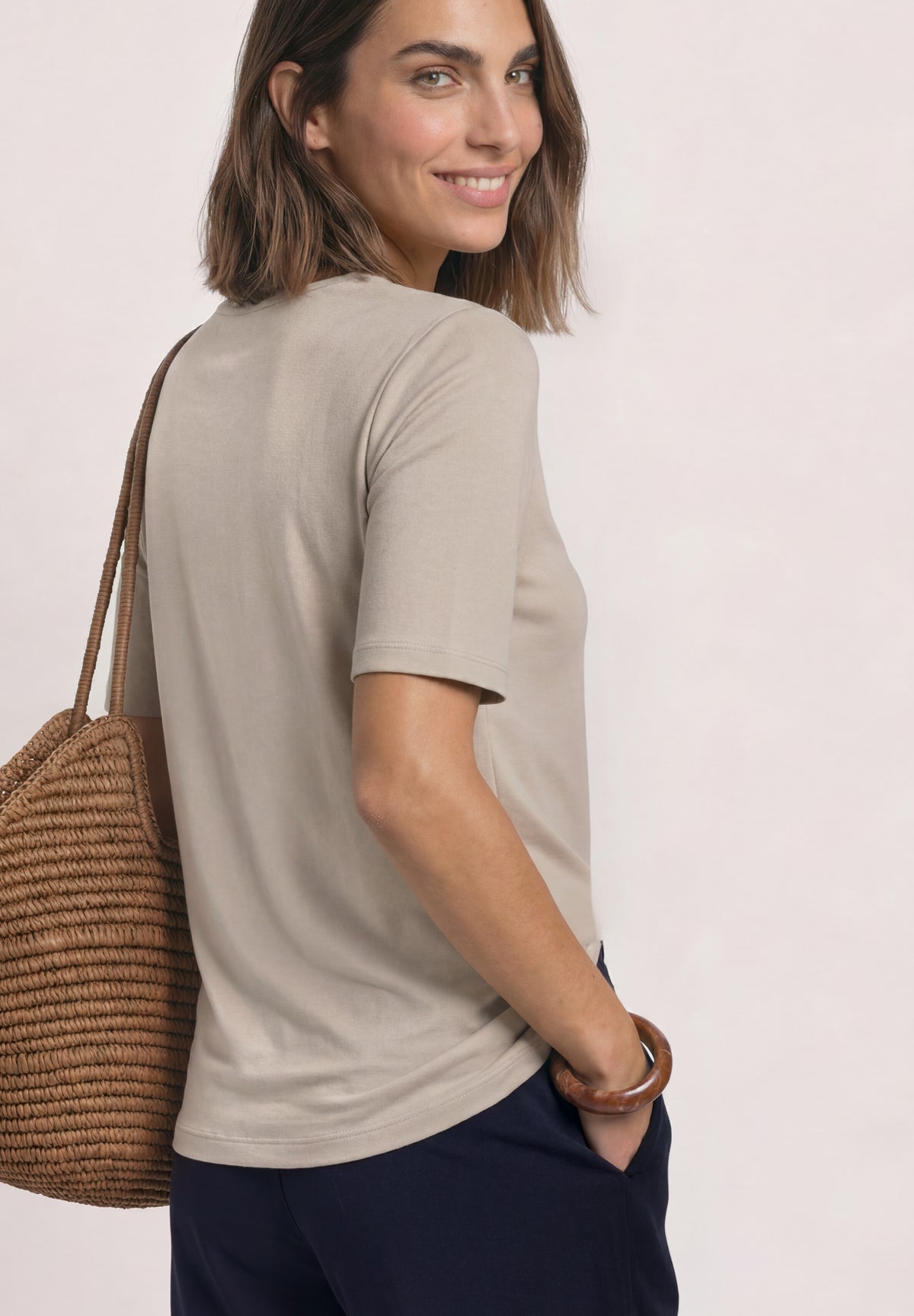 Basic T-Shirt mit blickdichter Front