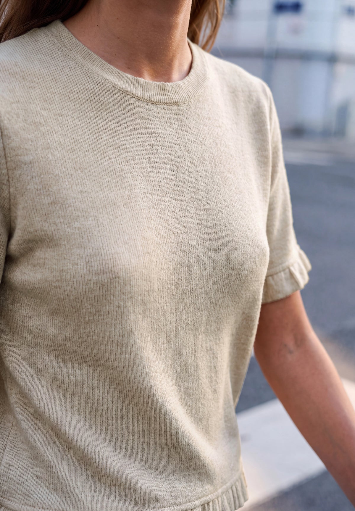 Kurzarm Shirt mit Rundhals und Rüschen