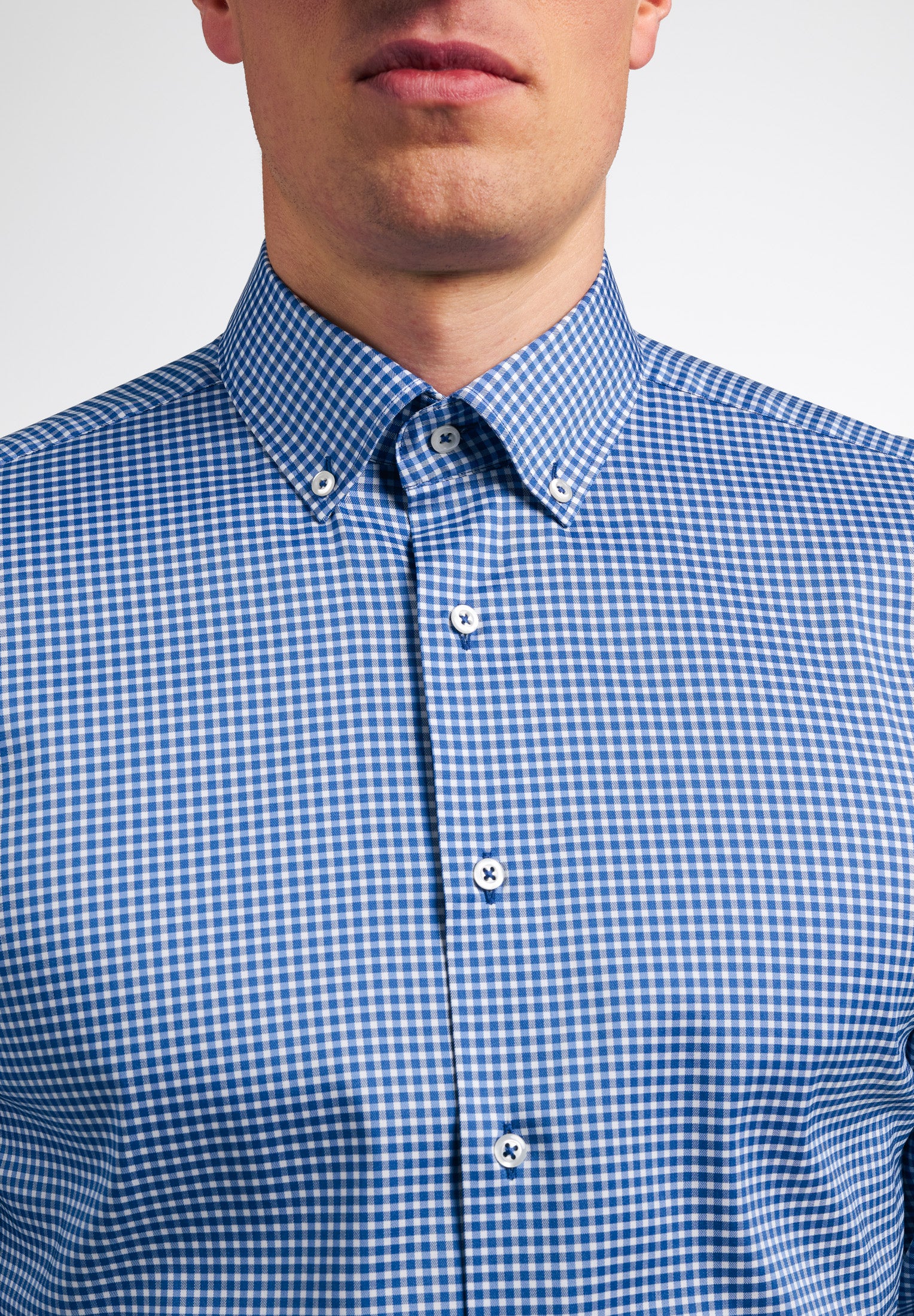 Performance Shirt von FlexiFit - Stretchiges Herrenhemd für maximale Bewegungsfreiheit