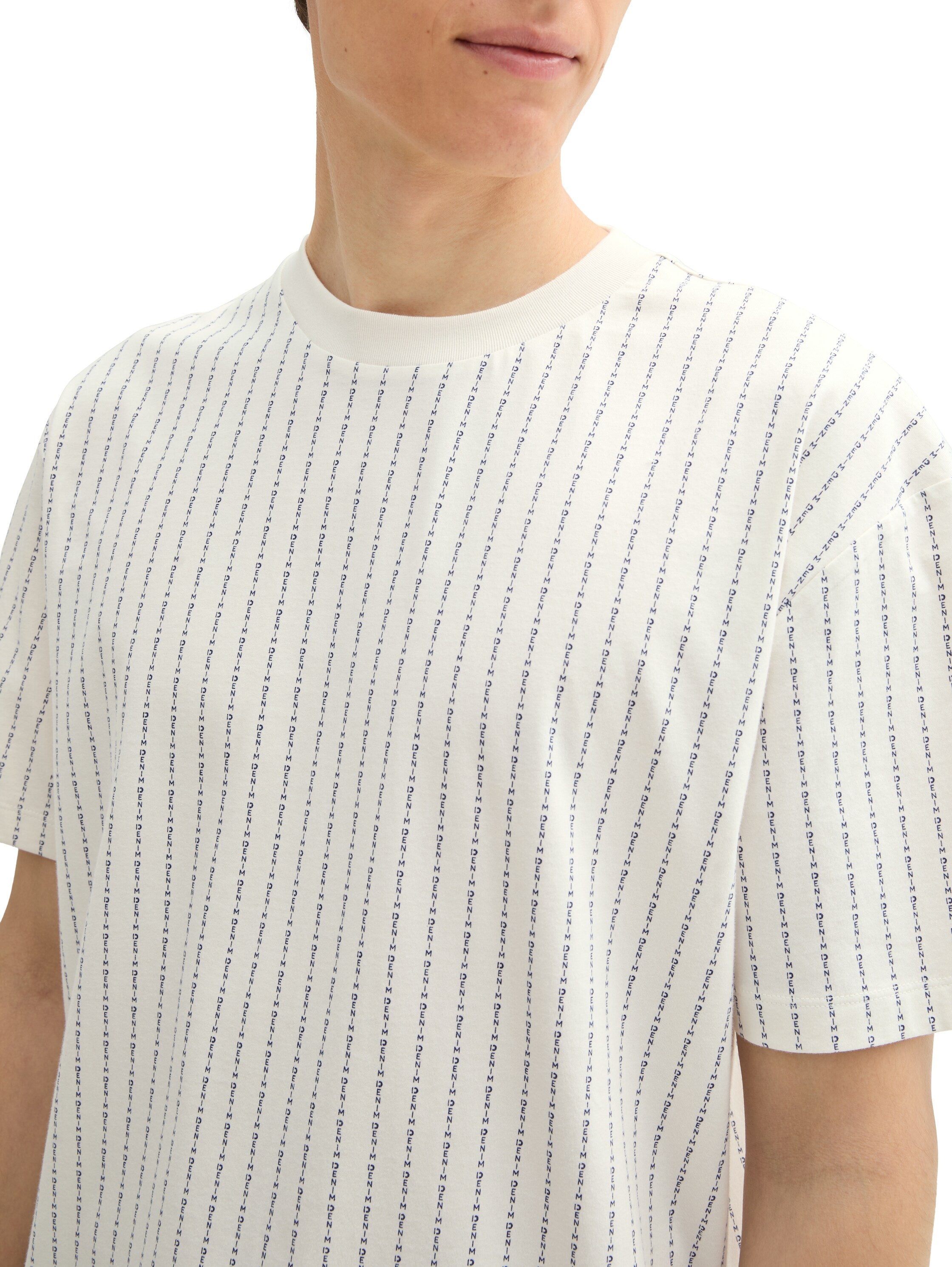 Basic Relaxed Fit T-Shirt mit Alloverprint