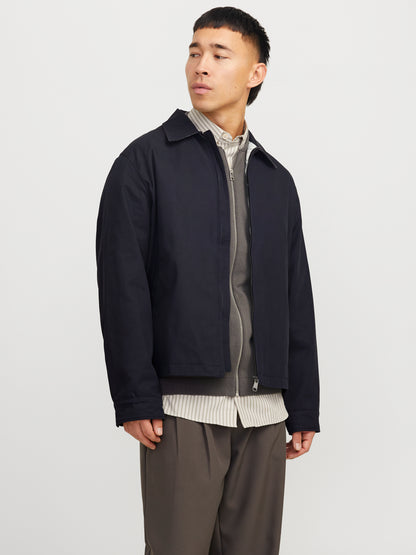 Bestseller Fliegerjacke für Erwachsene mit Fly-Away Kragen für einen edgy Look