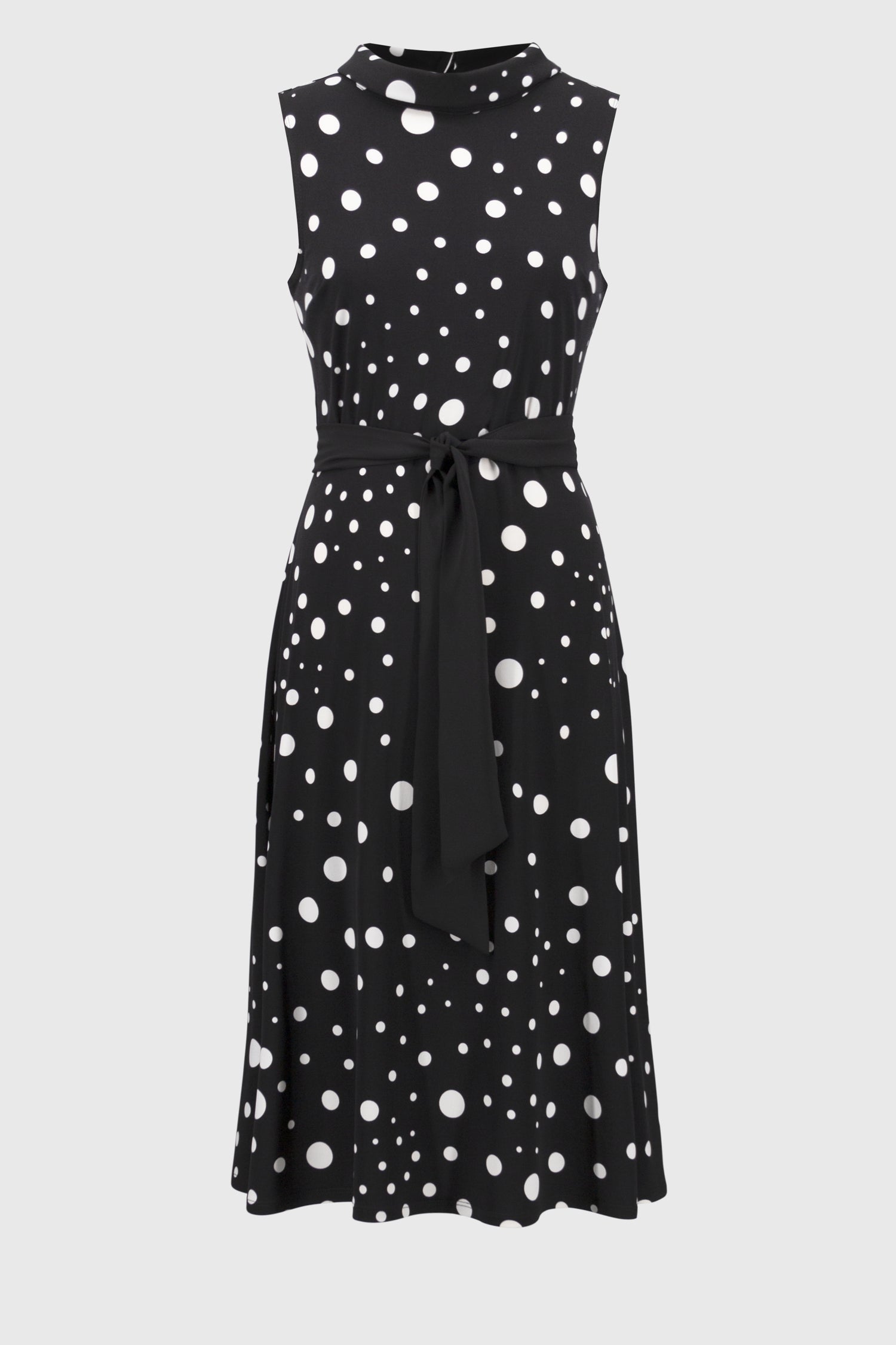 Ausgestelltes Jerseykleid mit Punktemuster