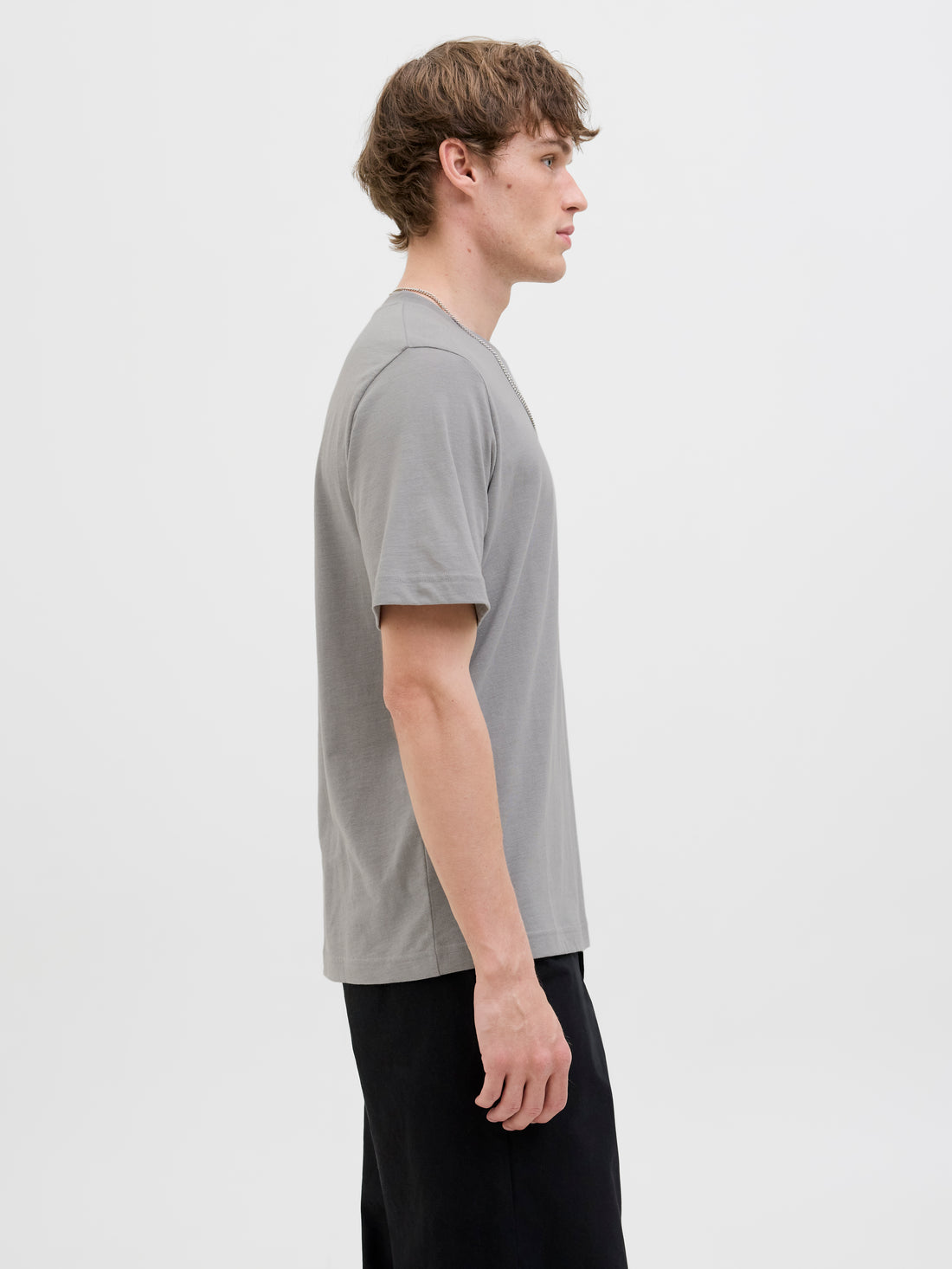 Bestseller Basic T-shirt Unisex Bequemer Alltagsbegleiter