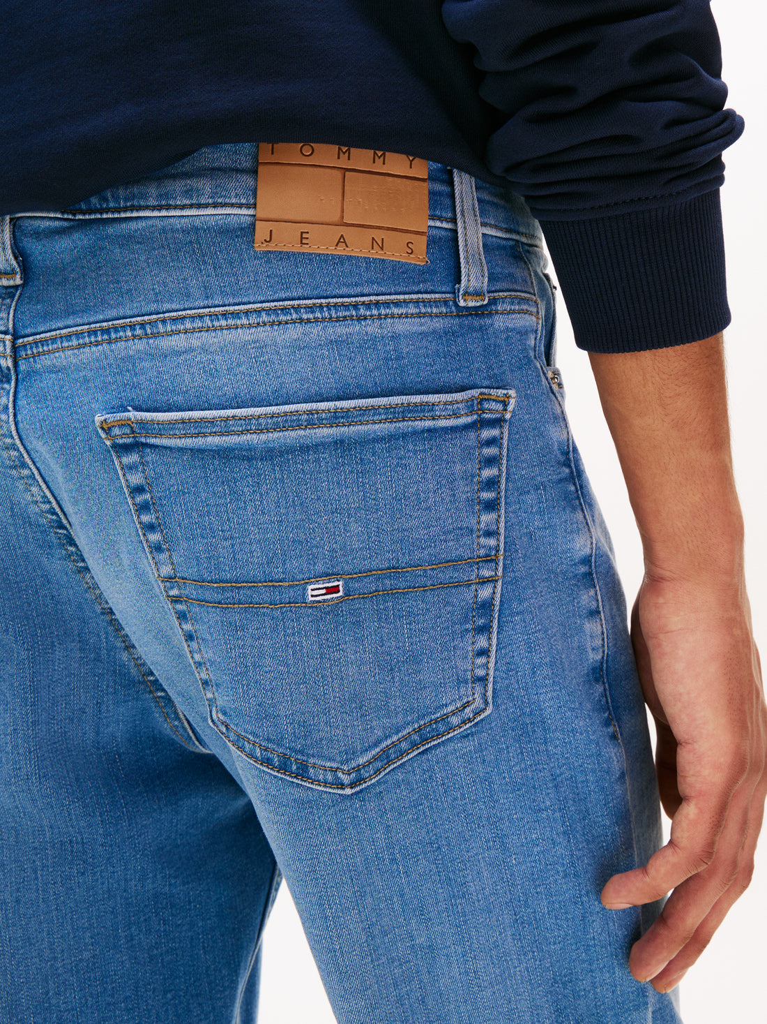 TheUR Denim Jeans für Herren in mittlerer Waschung