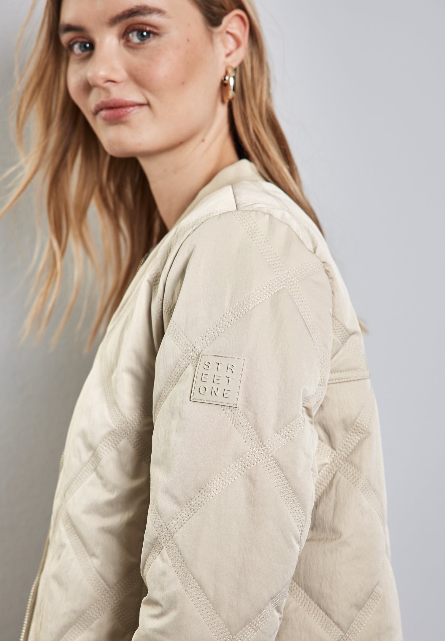 Street One Blouson Damen Diamantsteppung Seidiger Glanz