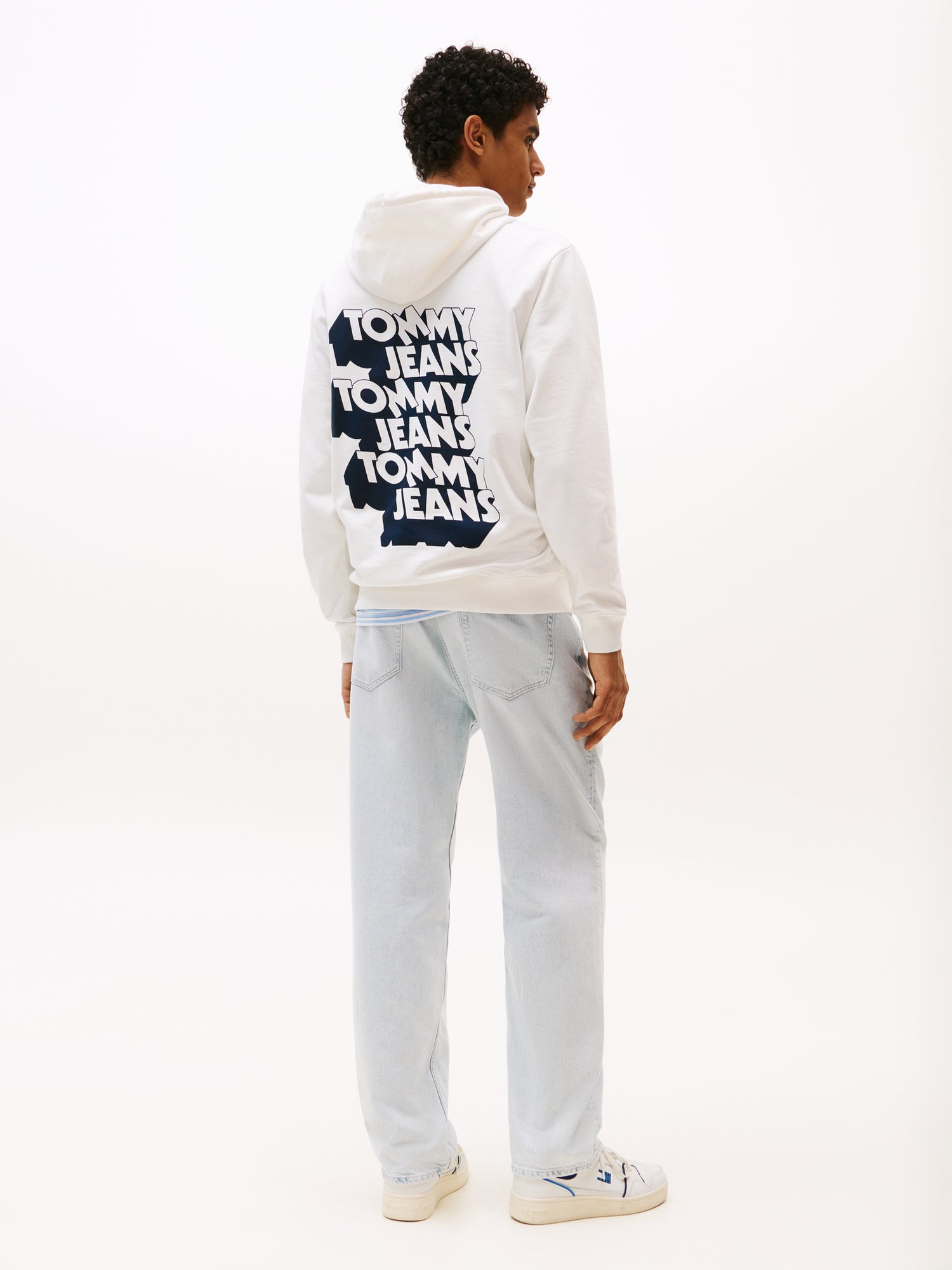 The Urban Republic TJM STACK BACK LOGO HOODIE EXT Herren ecru