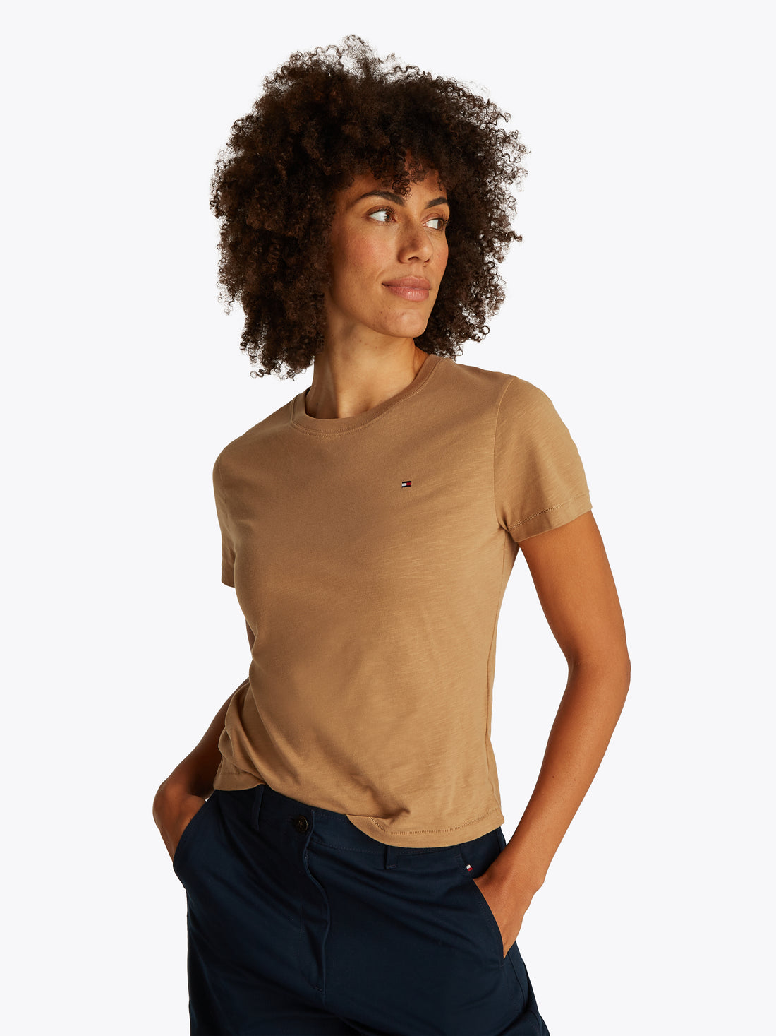TheUR SLIM SLUB C-NK SS Shirt für erwachsene Frauen mit lässigem Schnitt