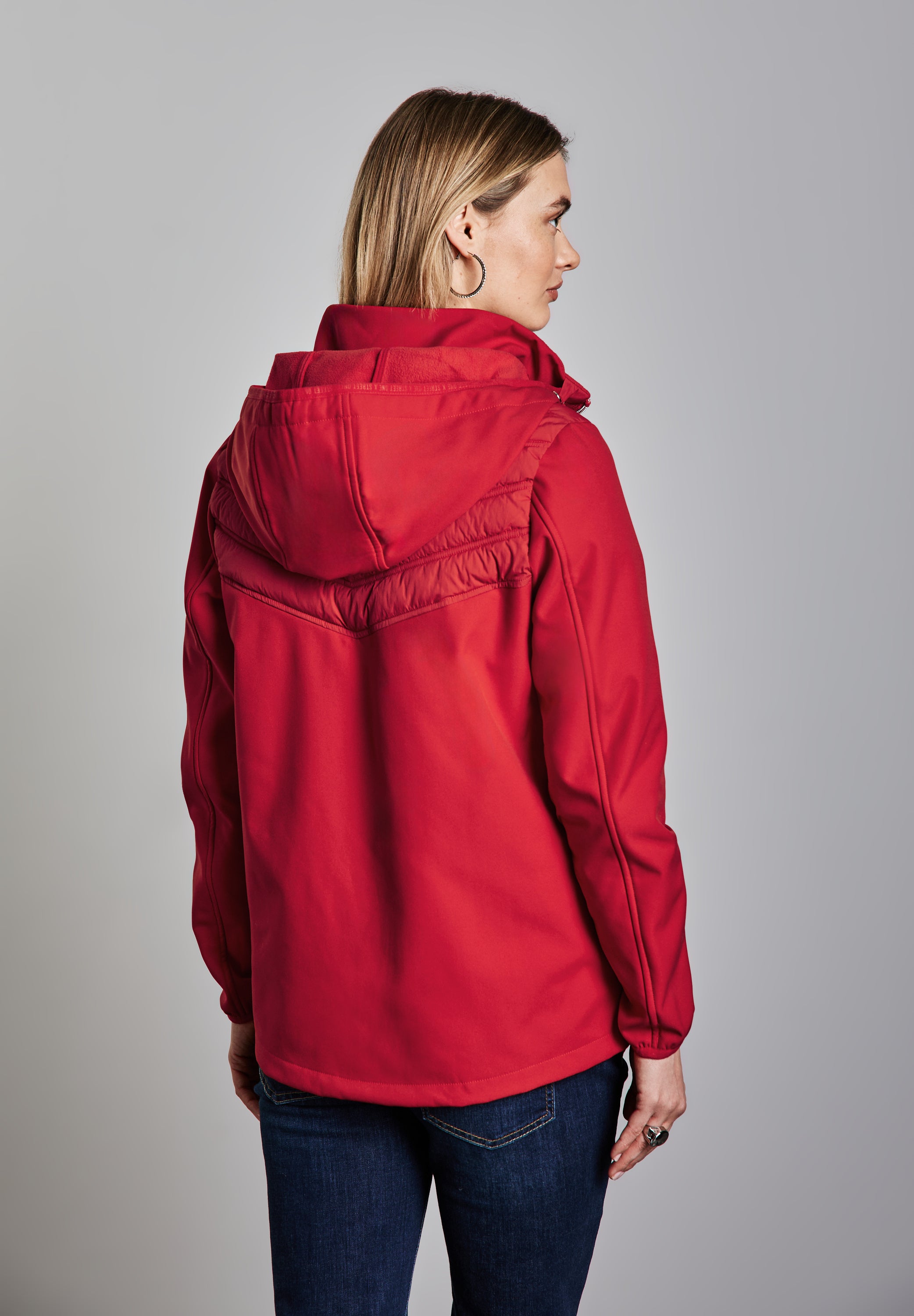 Street One Damen Softshelljacke in Schwarz