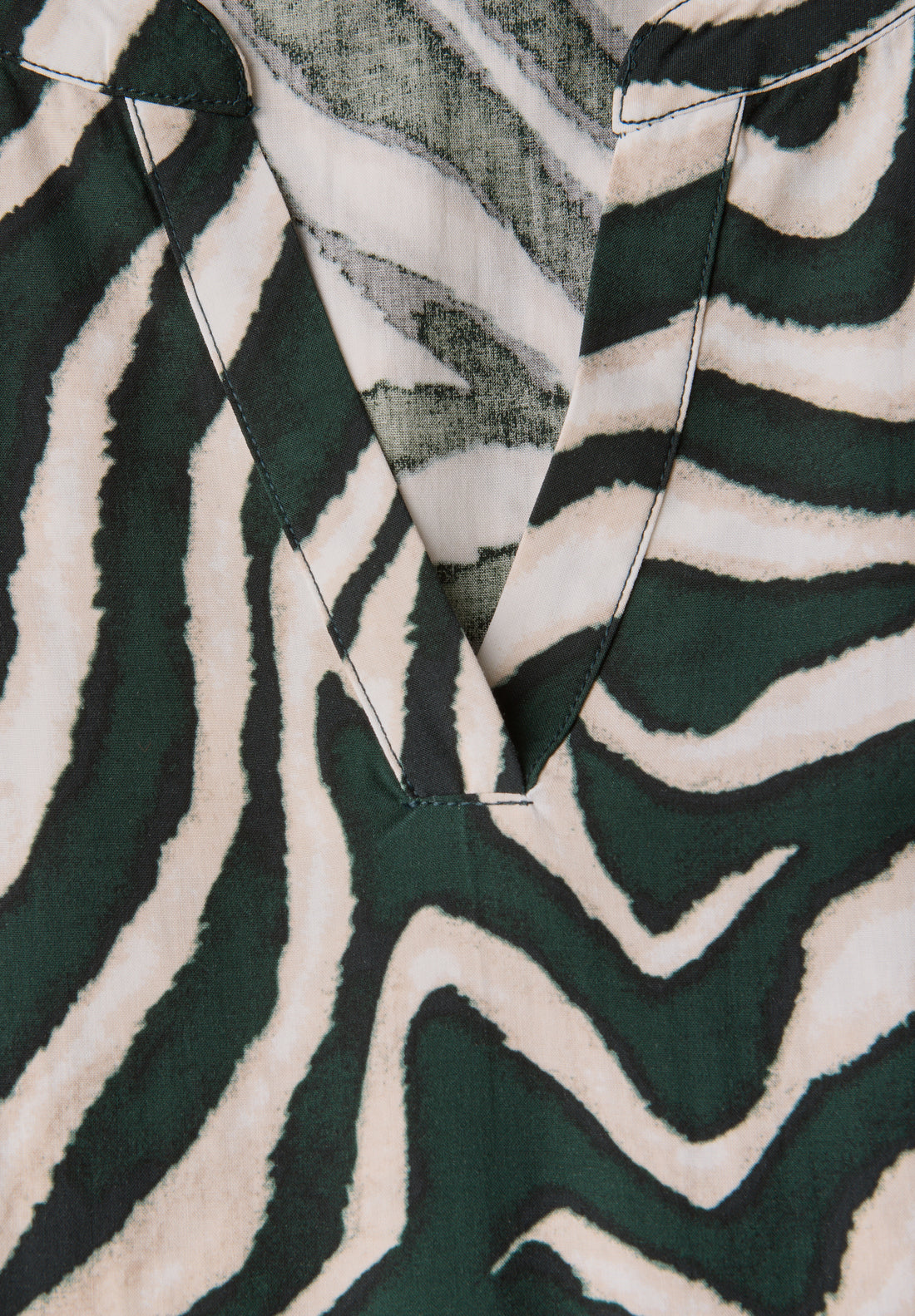 Street One Tunika-Kleid Damen mit grafischem Muster und geschlitztem Ausschnitt