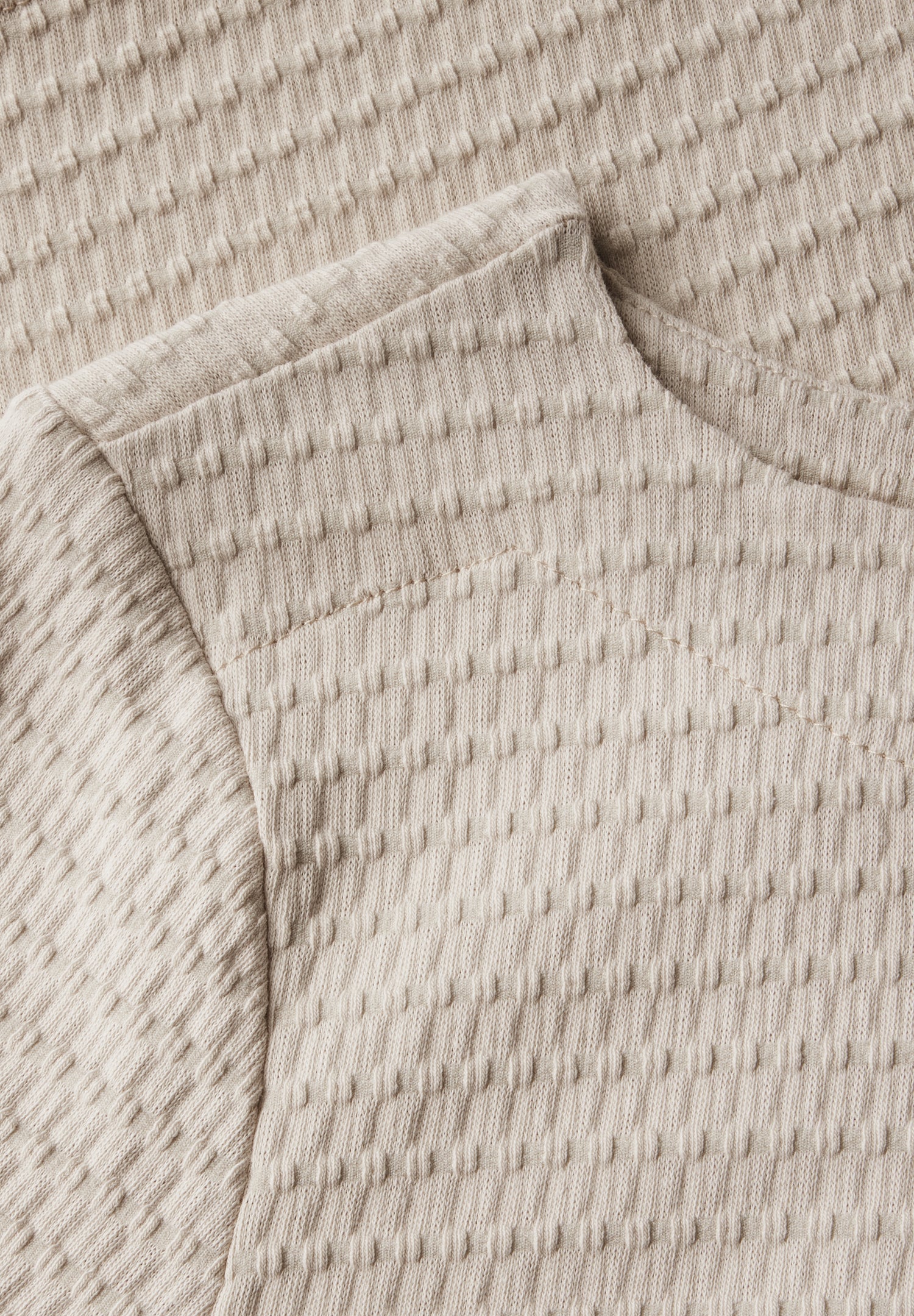 Street One Damen T-Shirt mit feinem Strukturmuster und U-Boot-Ausschnitt