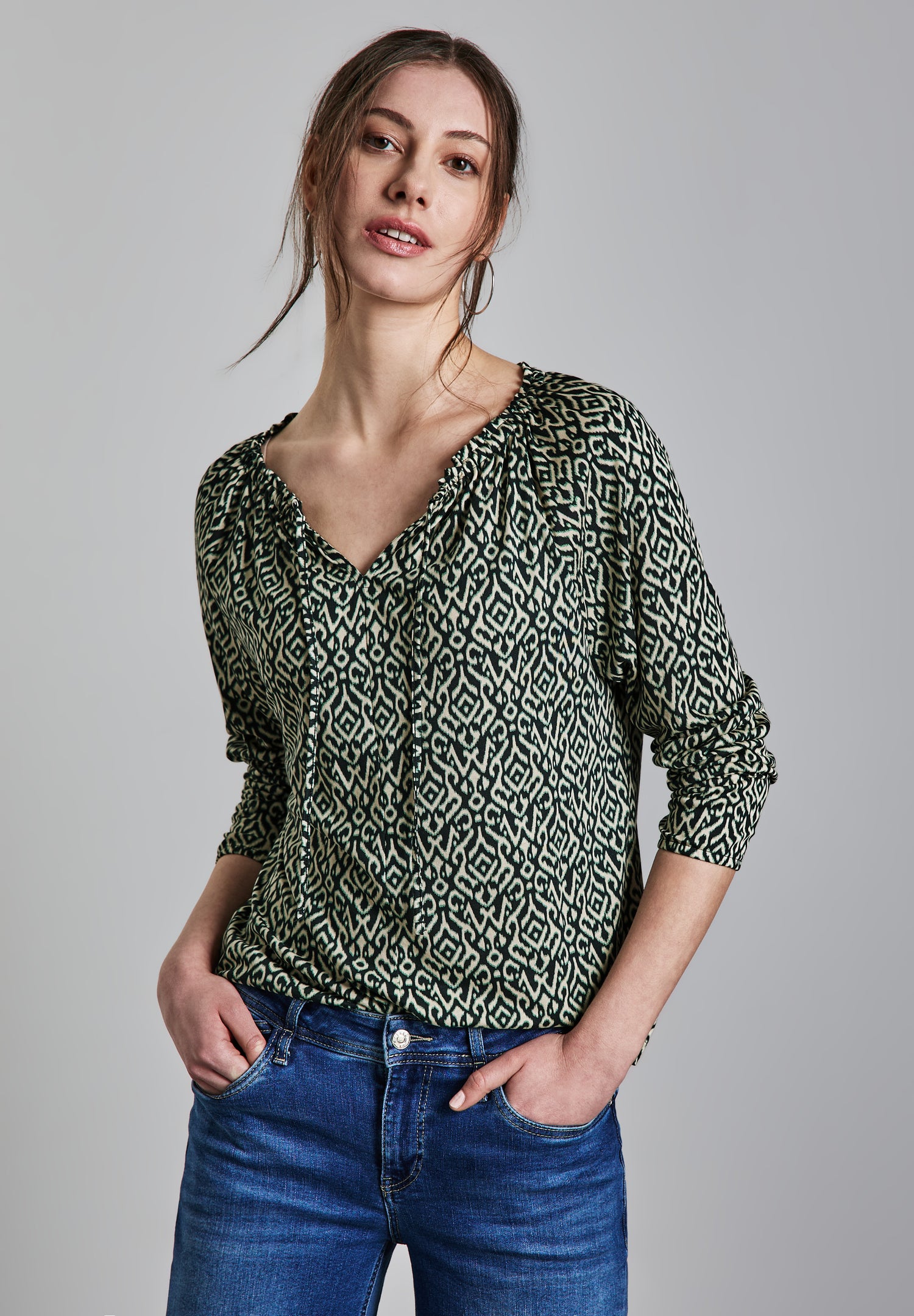Street One Tunika-Shirt Damen Elegantes U-Boot-Ausschnitt Langarm