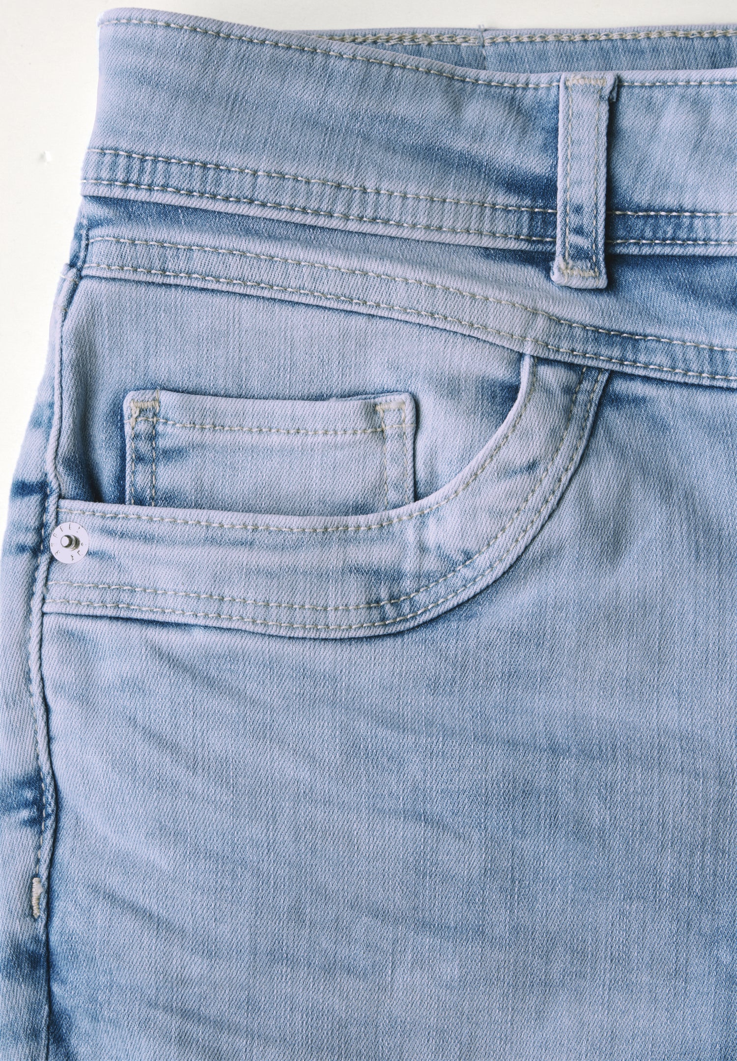 Street One Damen 7/8-Jeans Casual Fit Slim Legs Mid Waist Bleached