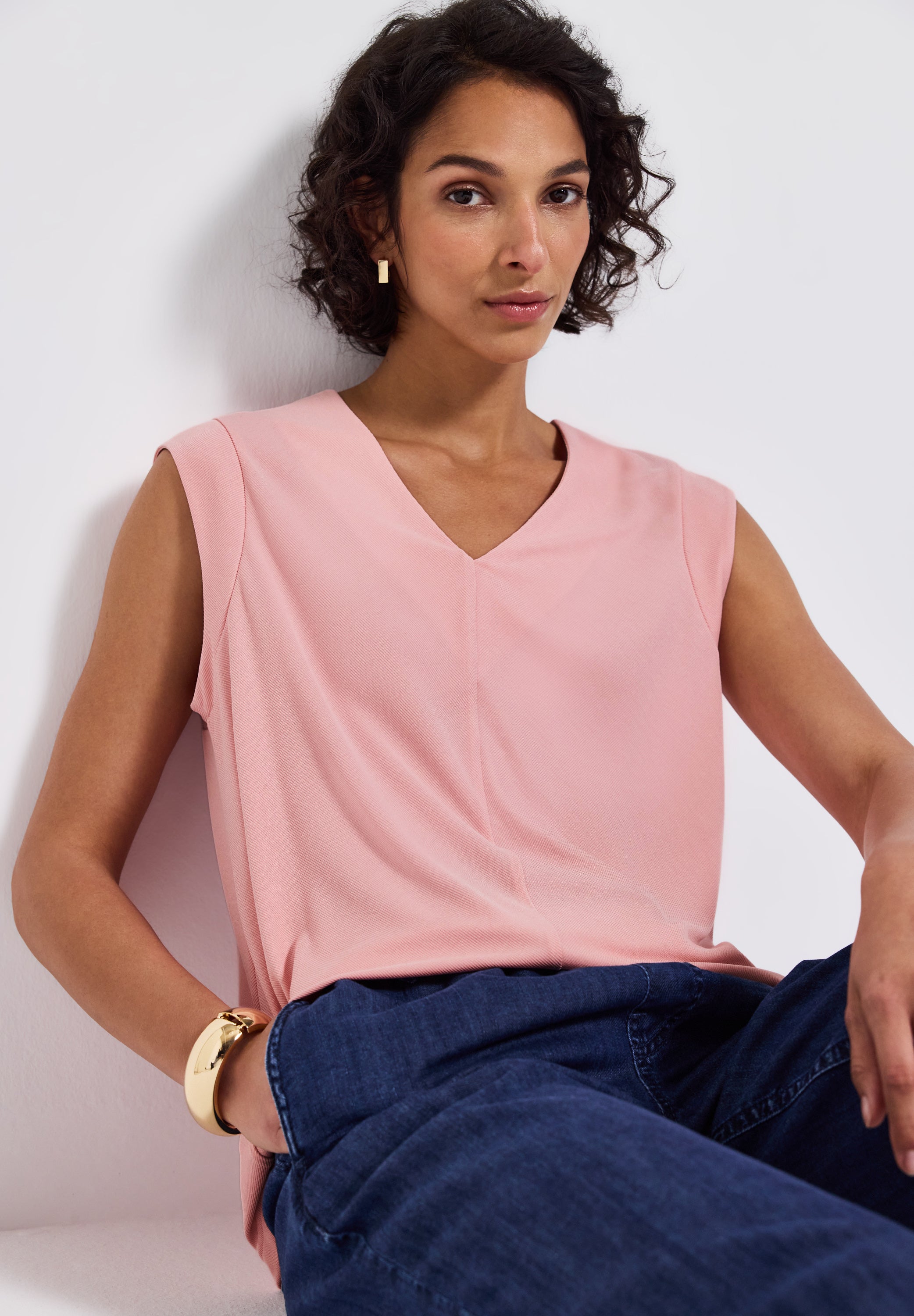 Street One Damen T-Shirt mit V-Ausschnitt und Dropped Shoulder