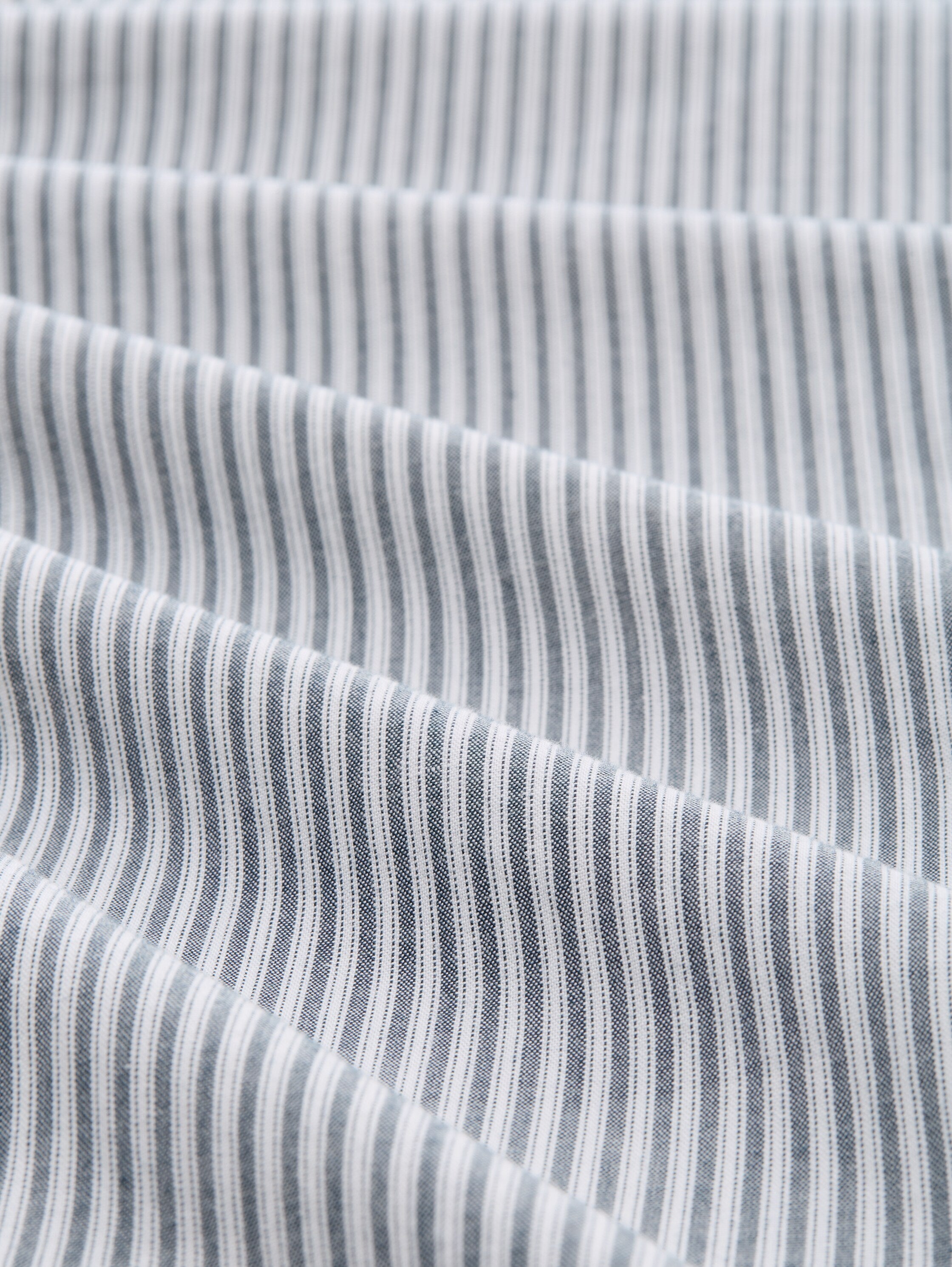 Tapered Relaxed Hose