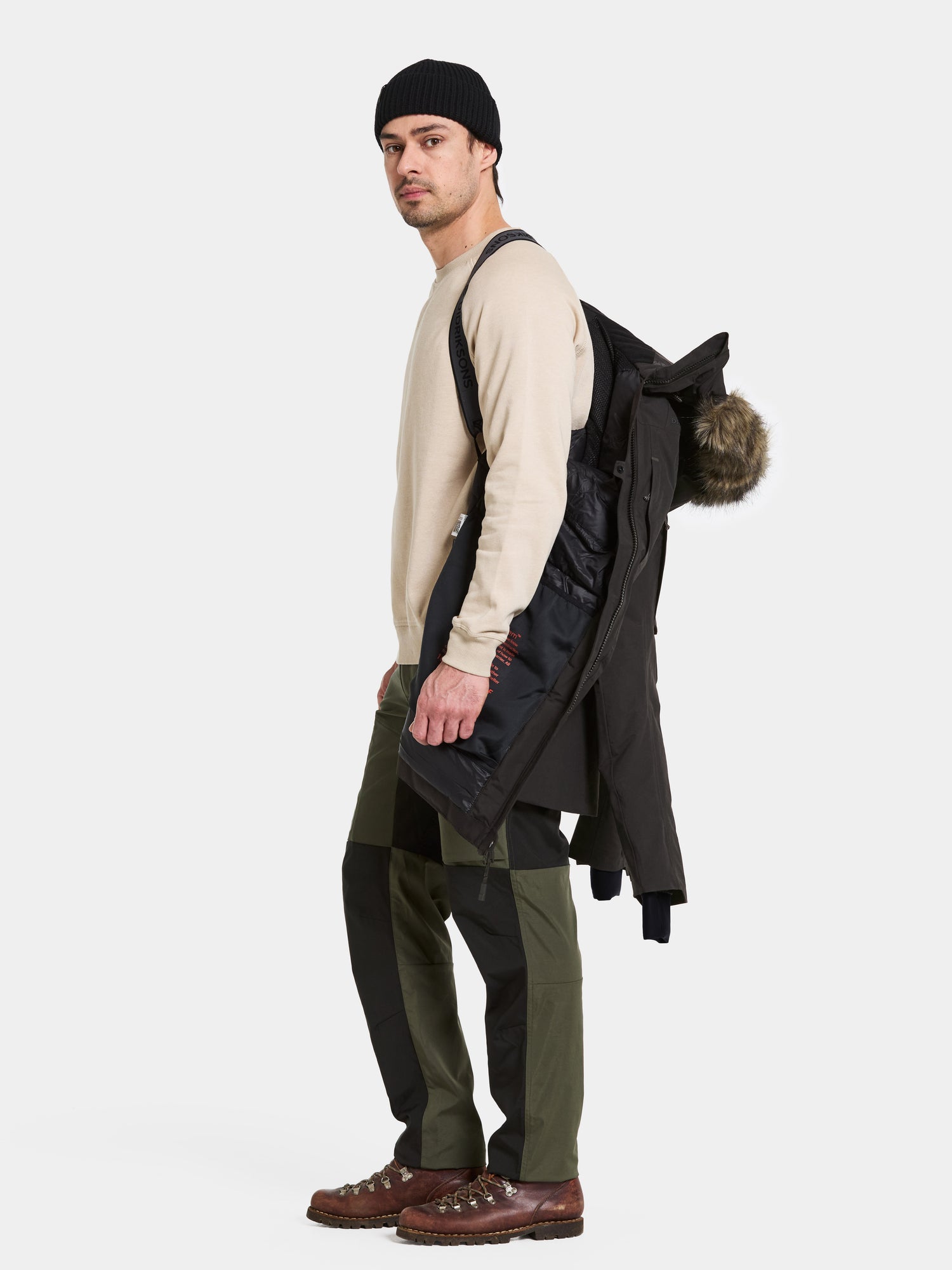 Outdoor Marke Herren Jacke mit Kapuze und reflektierenden Details