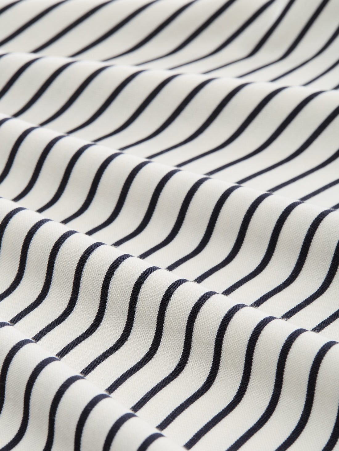 Boxy Fit T-Shirt mit Polokragen