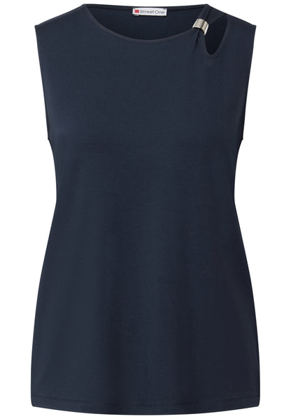 Top mit Cut-Out und Detail