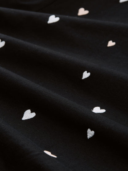 T-Shirt mit Herz-Stickerei
