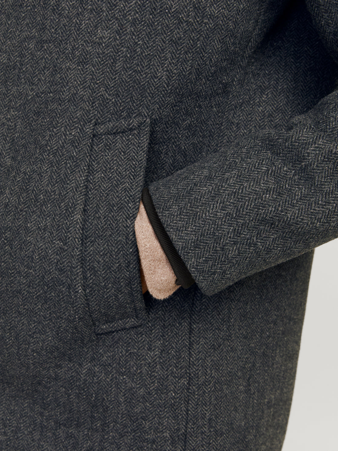 Sporty Chic Damen Wollmantel Winddicht Stehkragen Langarm Gummizug am Handgelenk Reißverschluss Taschen vorn Kurz Futter aus Polyester