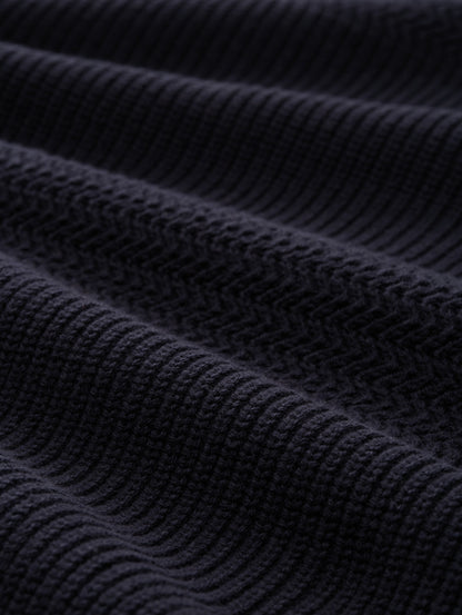 Strickpullover im Strukturmix