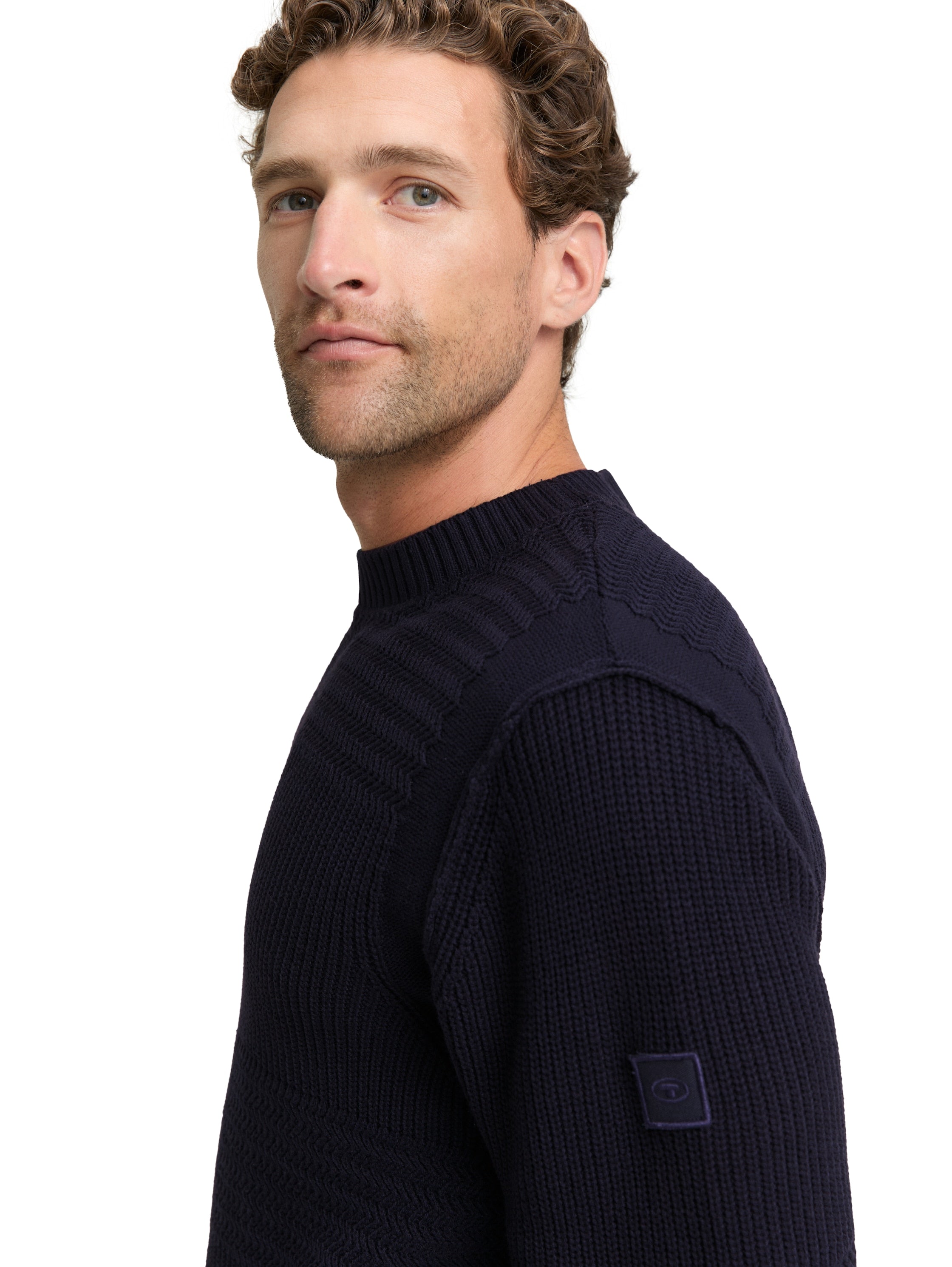 Strickpullover im Strukturmix
