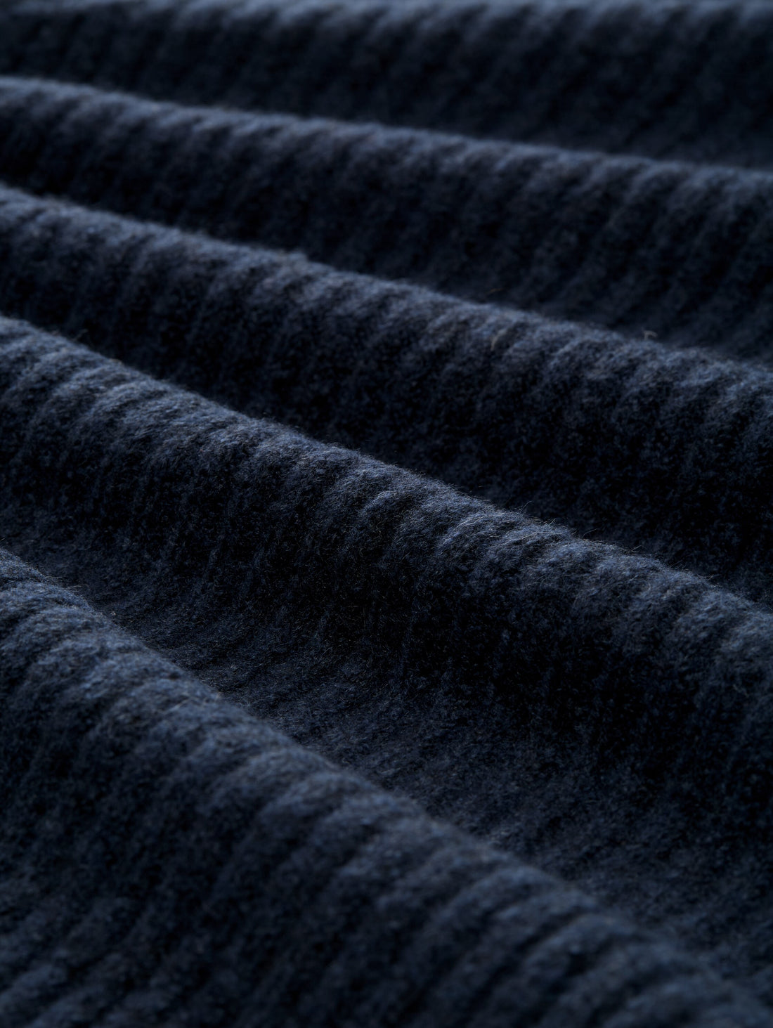 Relaxed Fit Strickpullover mit Stehkragen