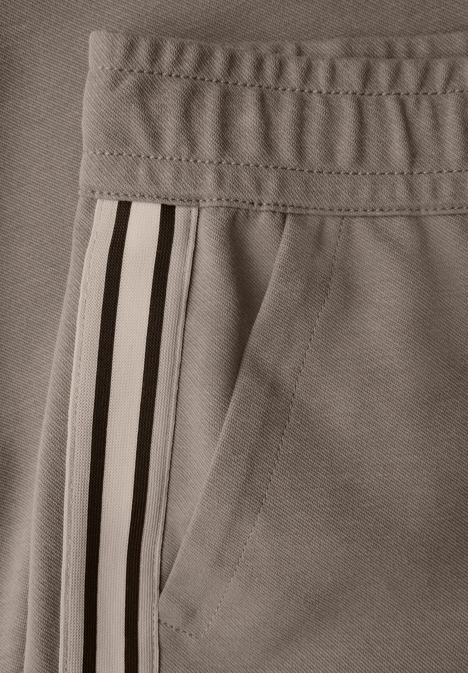 Straight Leg Strukturhose